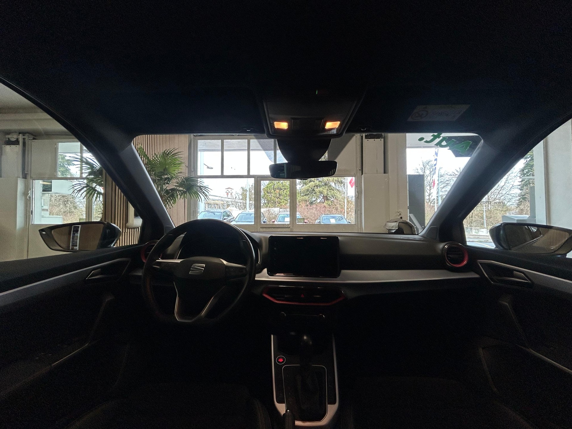 SEAT Arona 1.5 TSI FR DSG-image-8