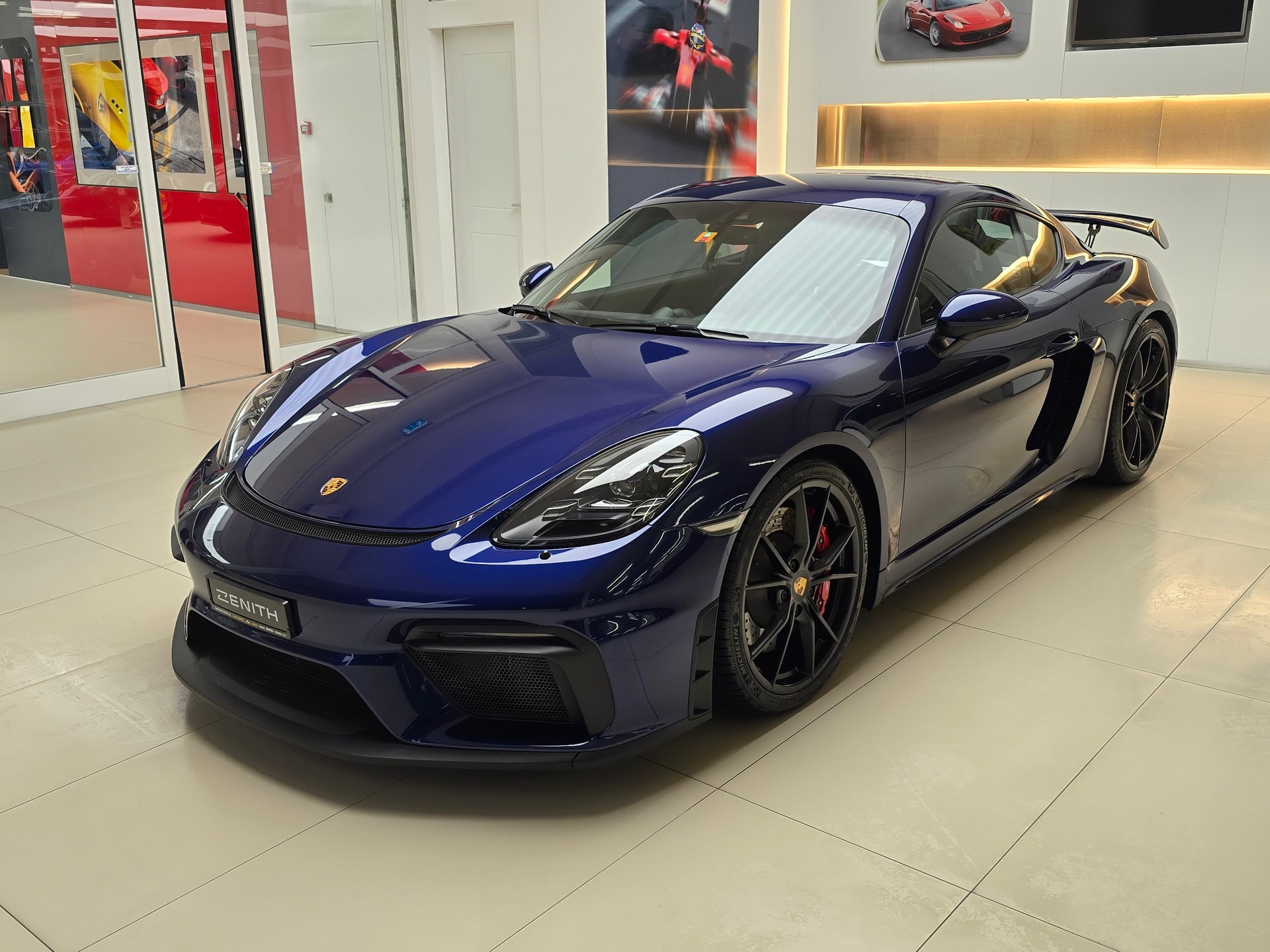 PORSCHE 718 Cayman GT4-image-0