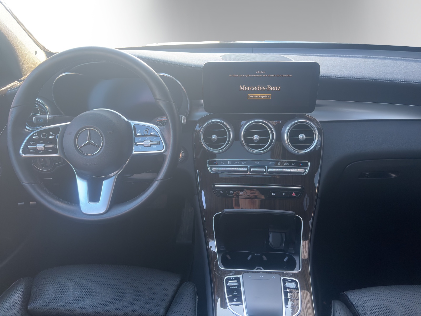 MERCEDES-BENZ GLC Coupé 300 e 4Matic-image-10