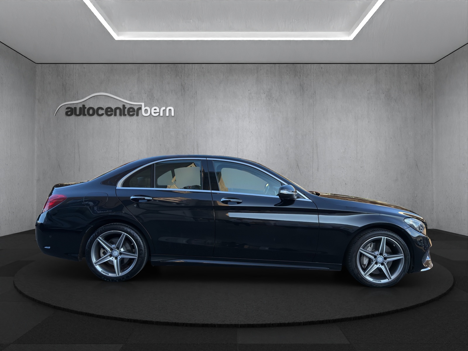 MERCEDES-BENZ C 250 BlueTEC AMG Line 4Matic 7G-Tronic-image-6