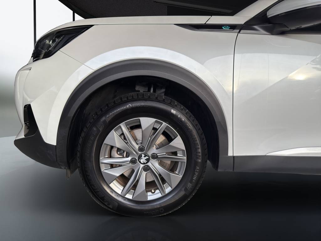 PEUGEOT 2008 e Allure Pack-image-15
