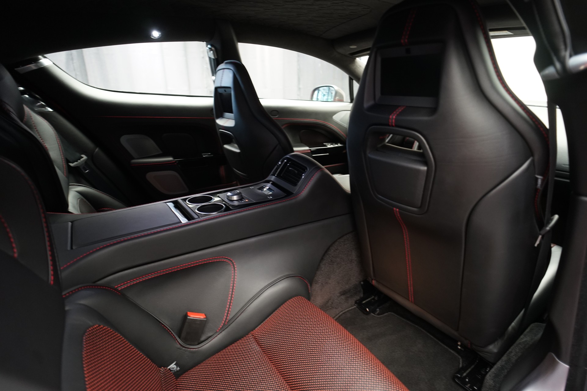 ASTON MARTIN Rapide S 5.9 V12 Touchtronic 3 *CH-Fahrzeug* *Carbon* *Exklusives Interieur*-image-20