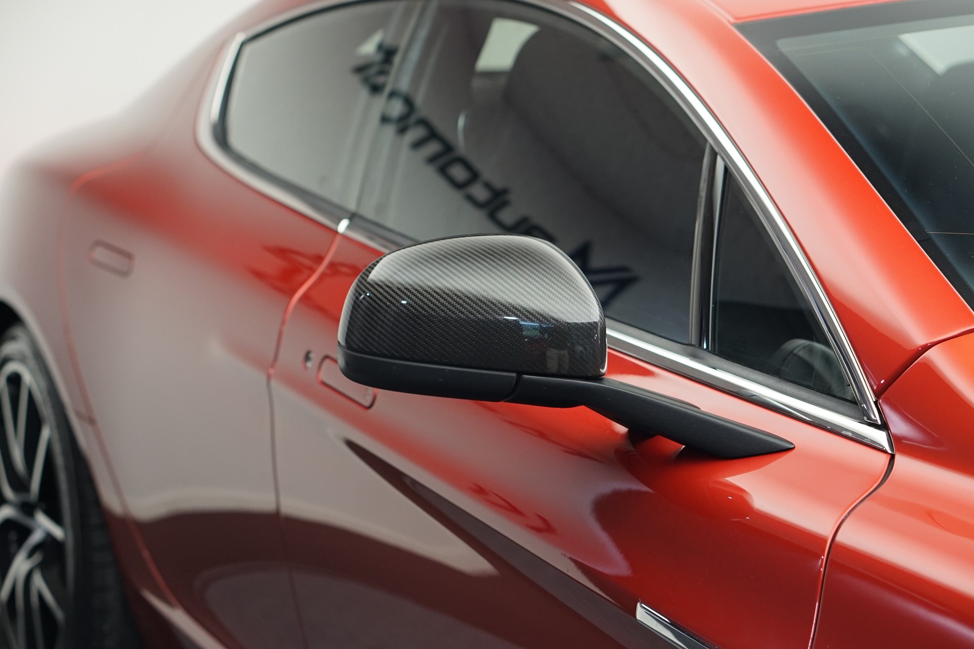 ASTON MARTIN Rapide S 5.9 V12 Touchtronic 3 *CH-Fahrzeug* *Carbon* *Exklusives Interieur*-image-35