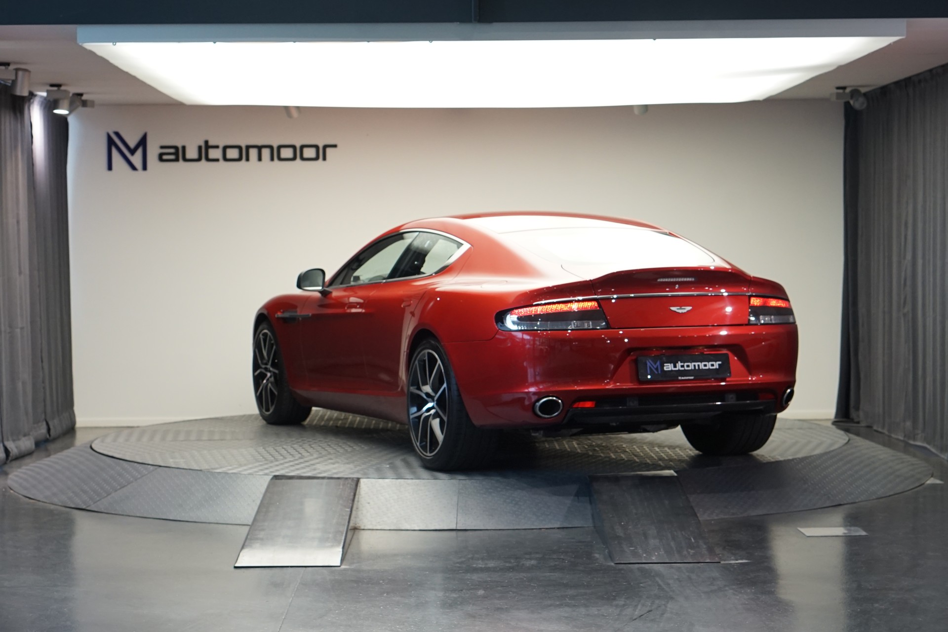 ASTON MARTIN Rapide S 5.9 V12 Touchtronic 3 *CH-Fahrzeug* *Carbon* *Exklusives Interieur*-image-6