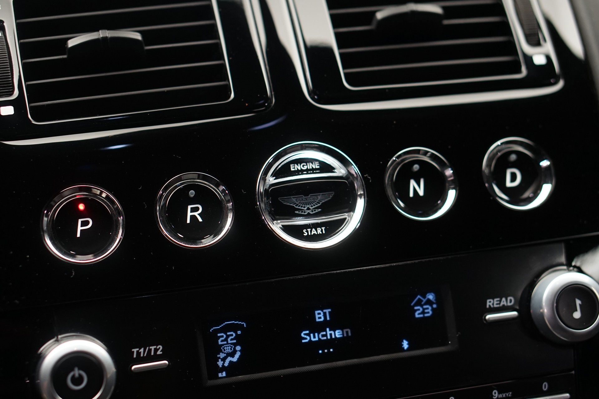 ASTON MARTIN Rapide S 5.9 V12 Touchtronic 3 *CH-Fahrzeug* *Carbon* *Exklusives Interieur*-image-23