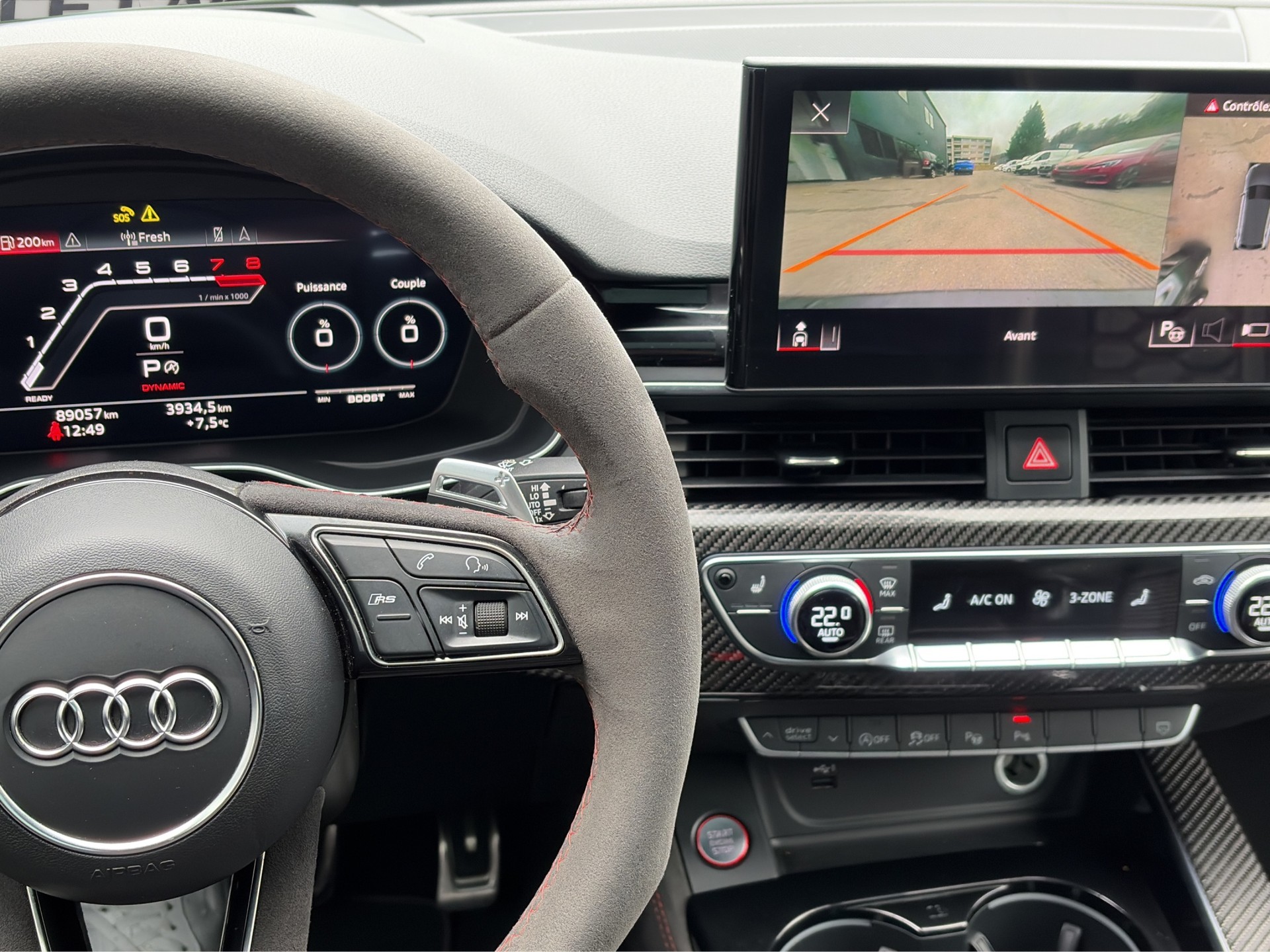 AUDI RS4 Avant quattro tiptronic-image-13