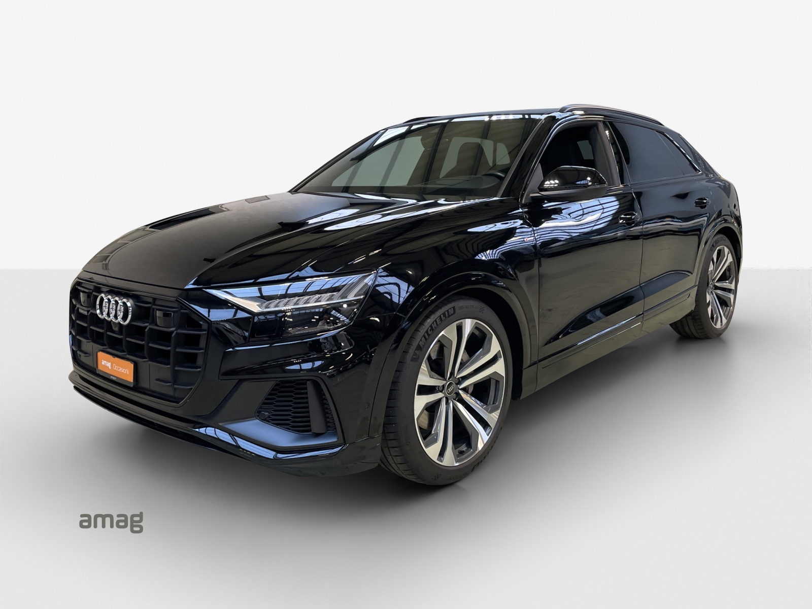 AUDI Q8 55 TFSI Black Edition quattro tiptronic
