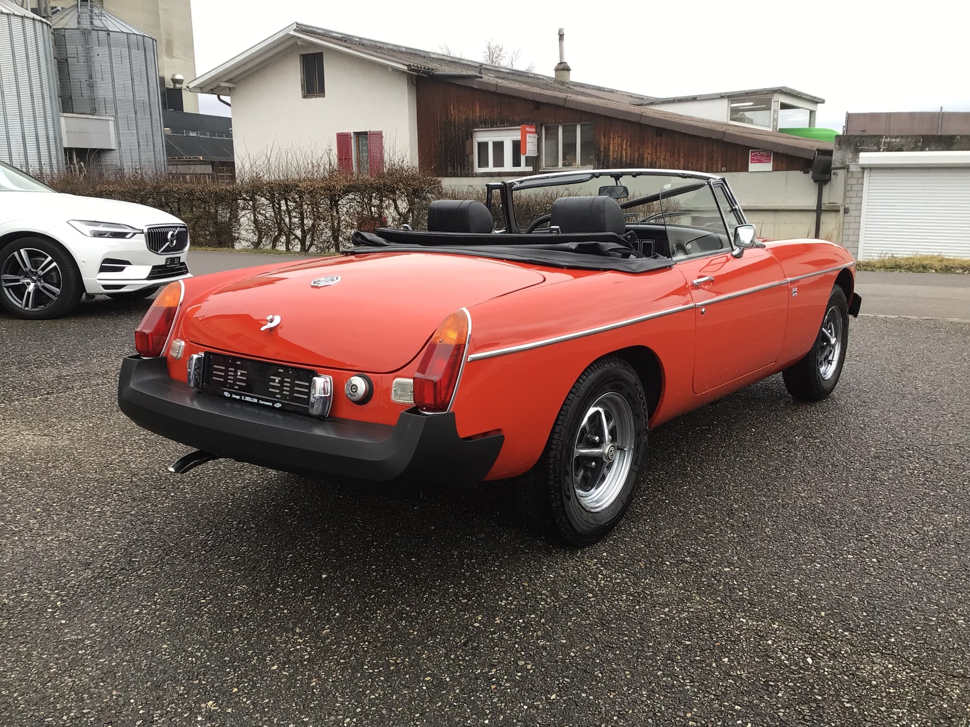 MG B cabriolet-image-3