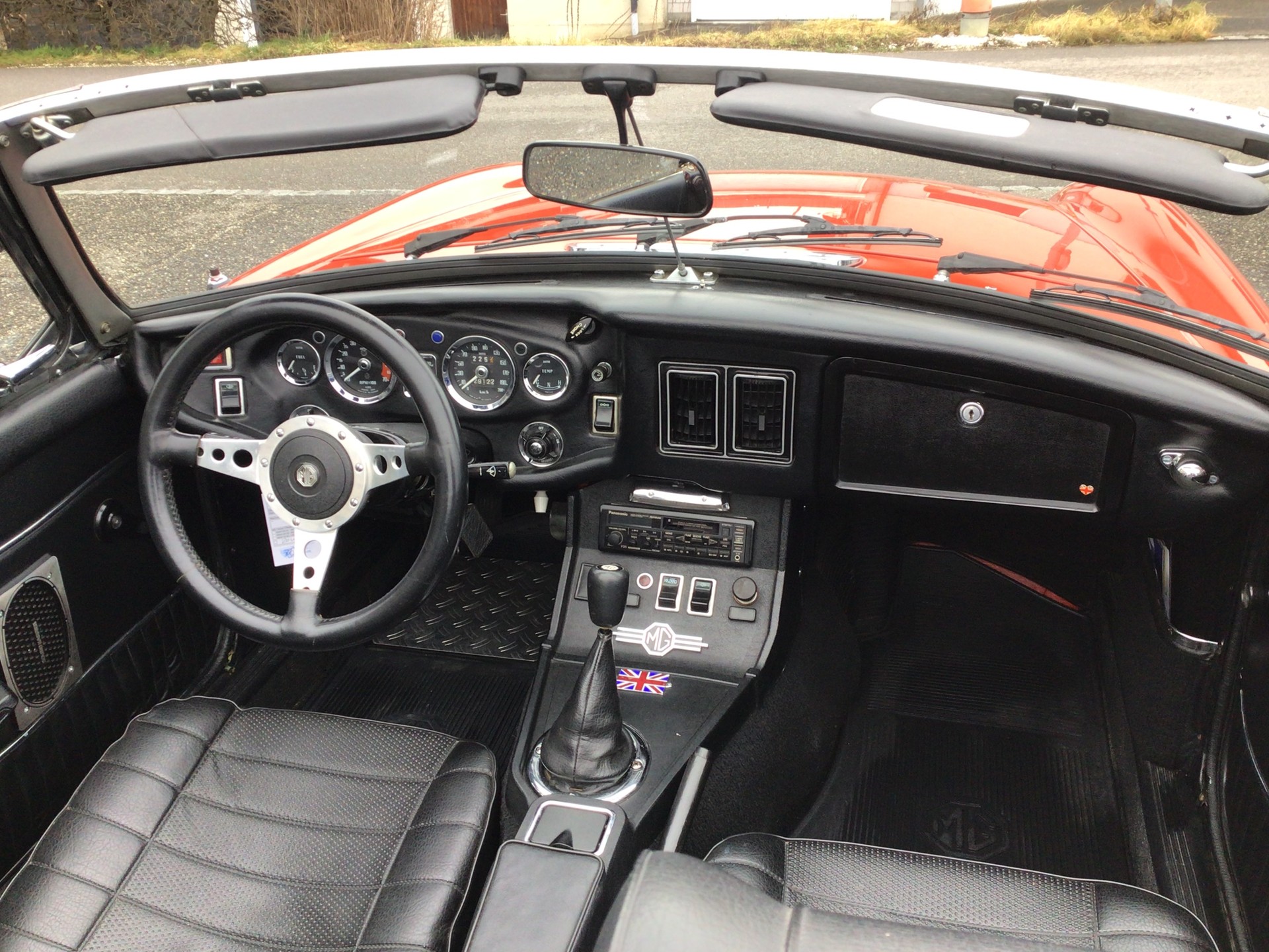 MG B cabriolet-image-7