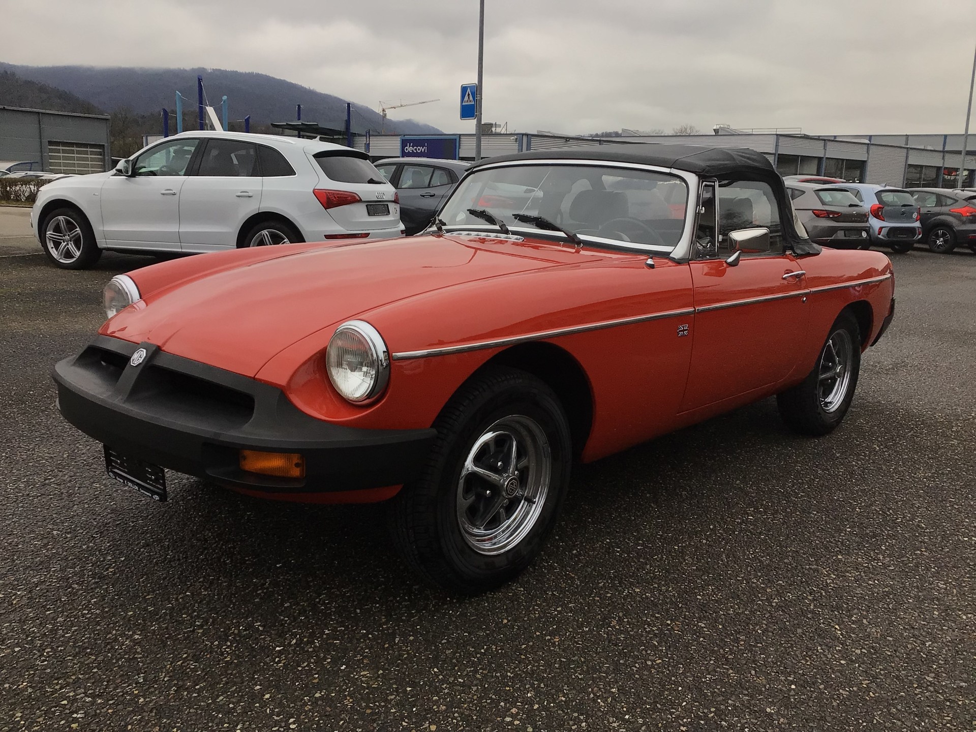 MG B cabriolet-image-0