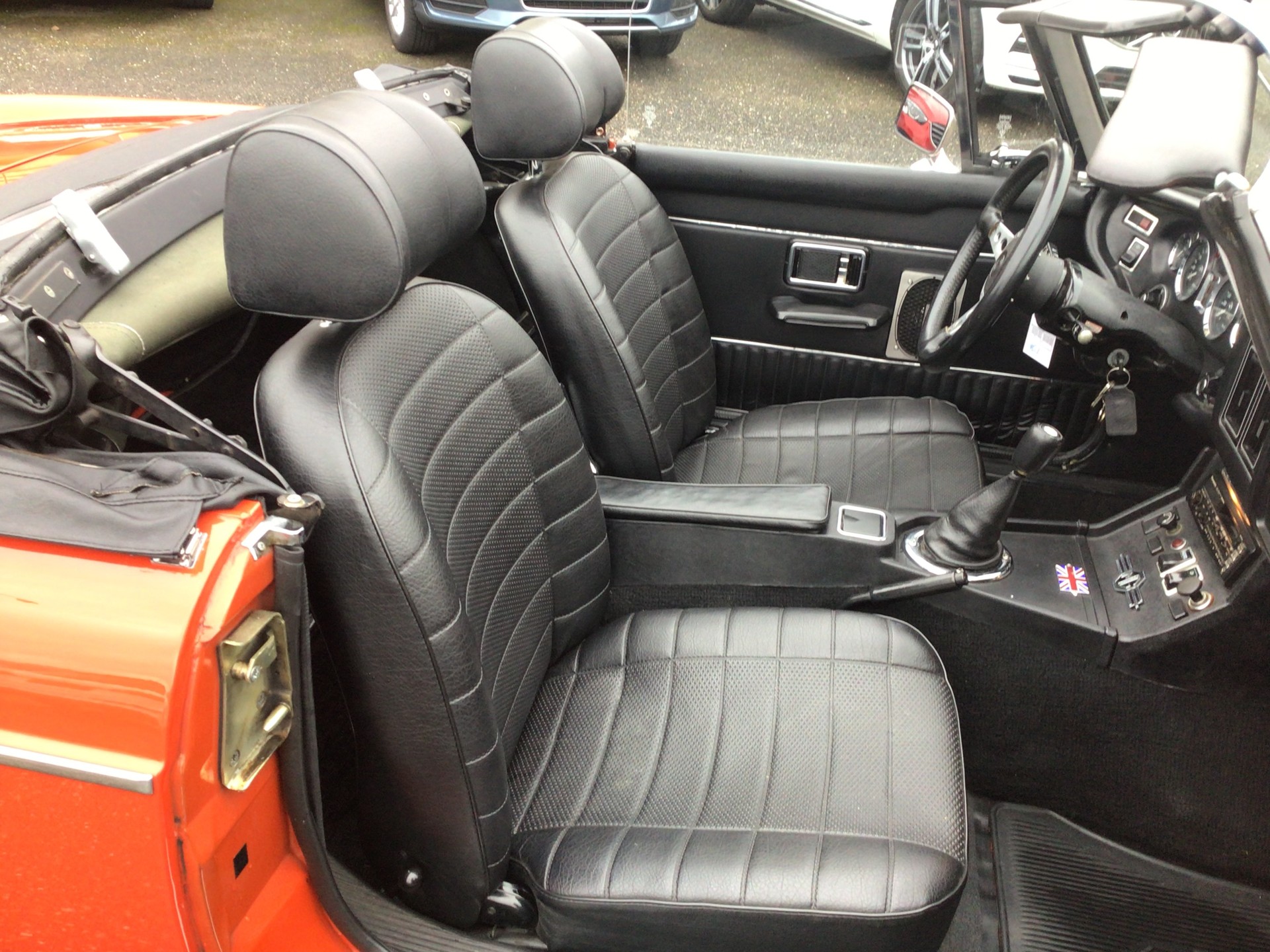 MG B cabriolet-image-6