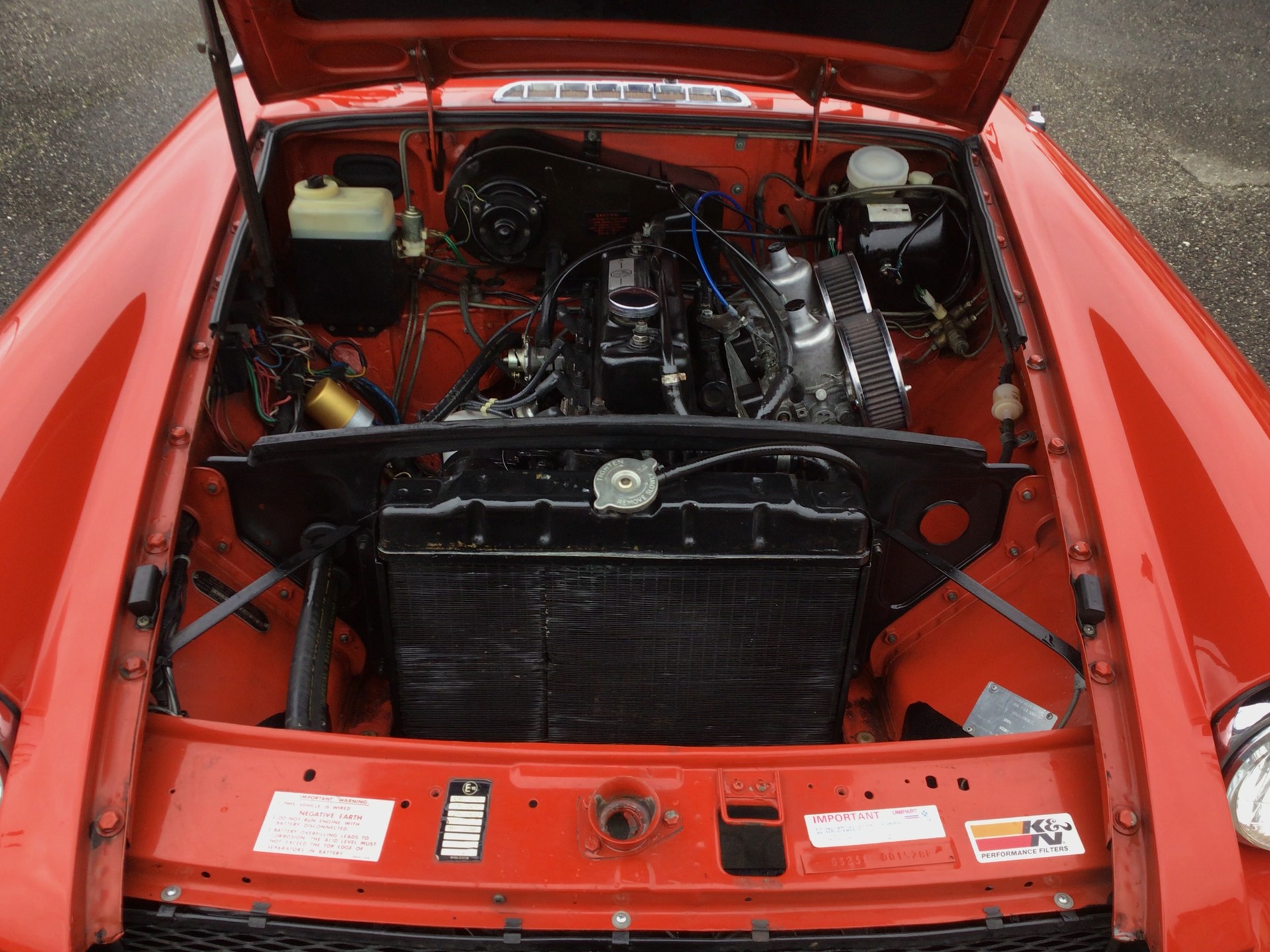 MG B cabriolet-image-13
