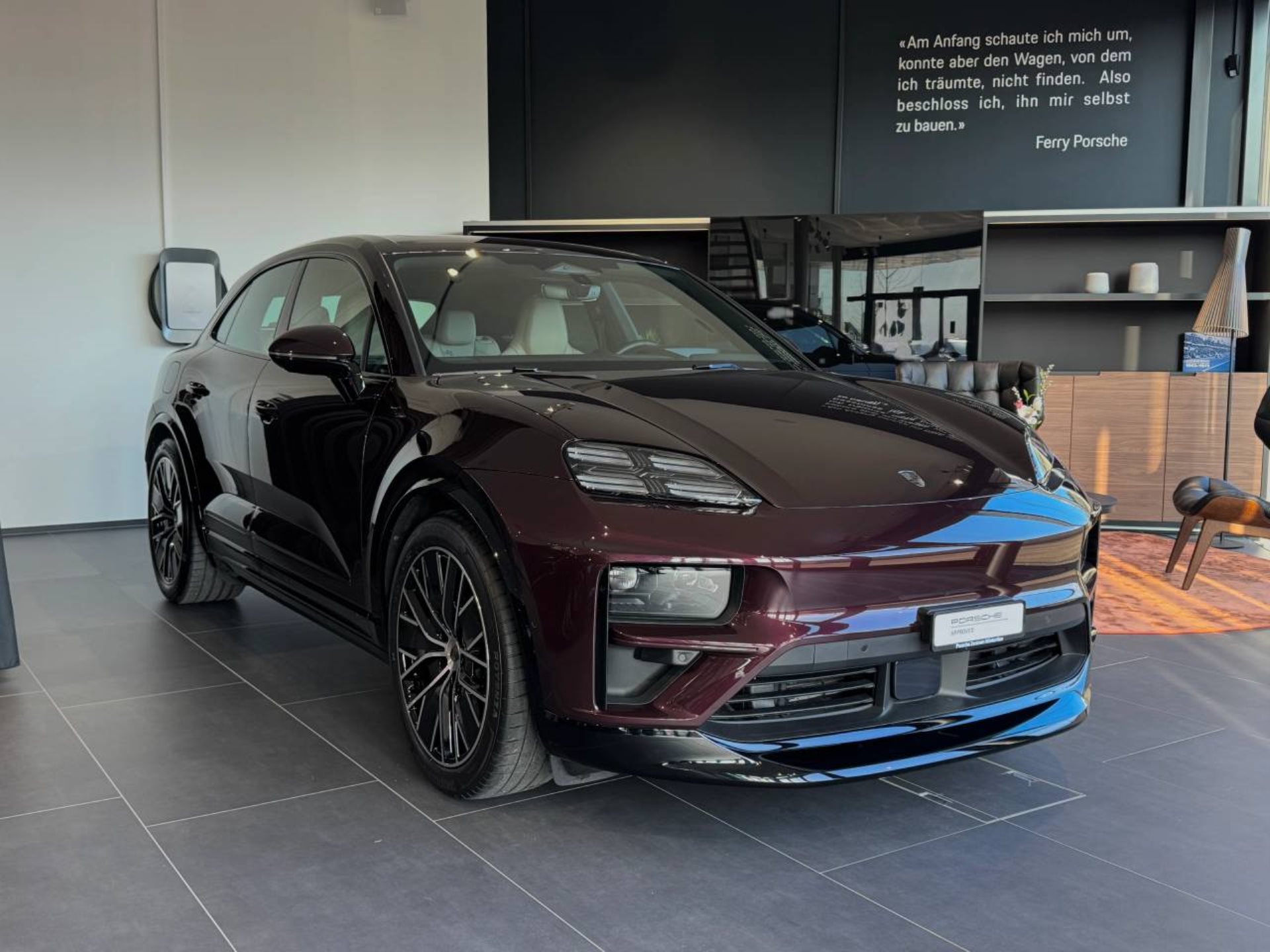 PORSCHE Macan Turbo-image-8