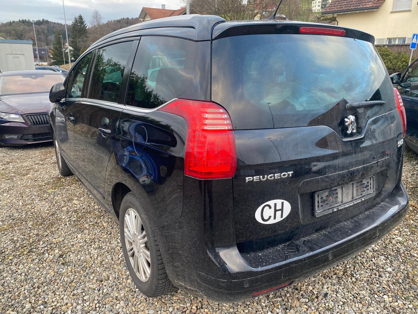 PEUGEOT 5008 1.6 16V T Sport Pack-image-3