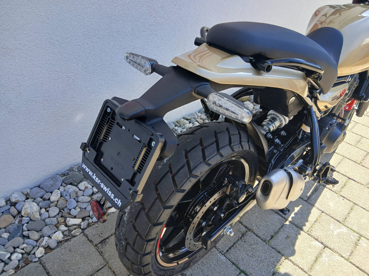 ROYAL ENFIELD Guerrilla 450 Mid-image-11