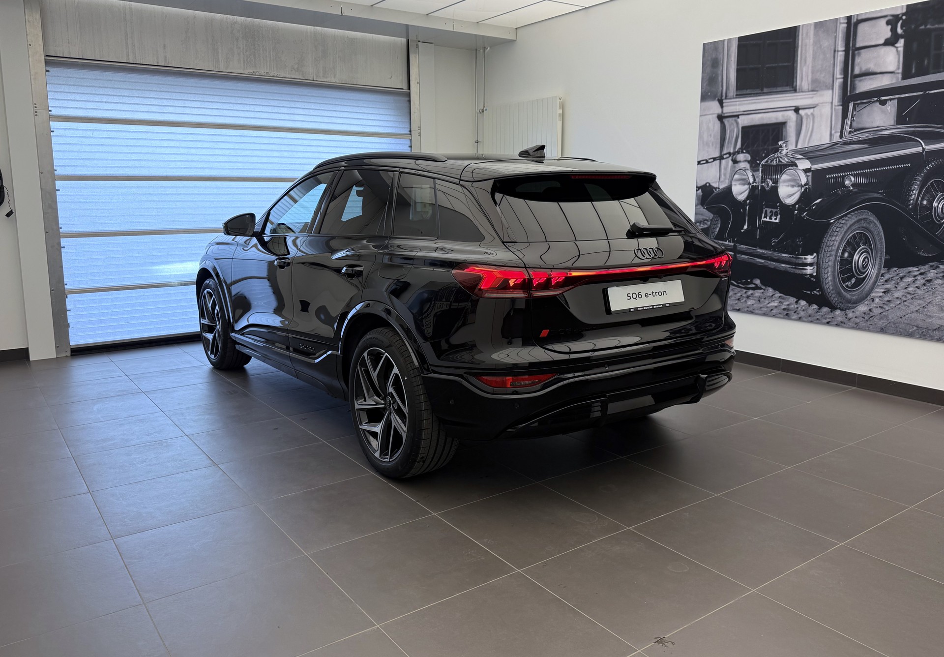 AUDI SQ6 e-tron quattro-image-23