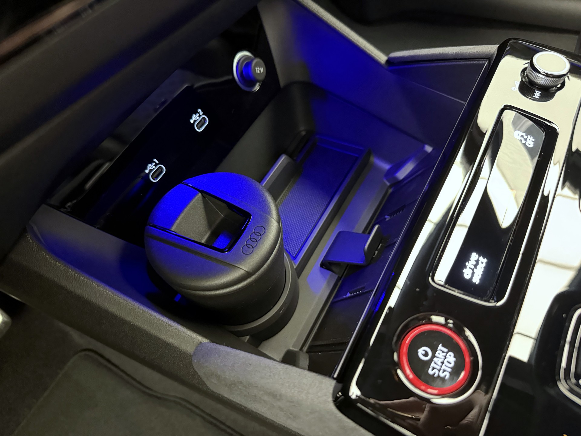 AUDI SQ6 e-tron quattro-image-12