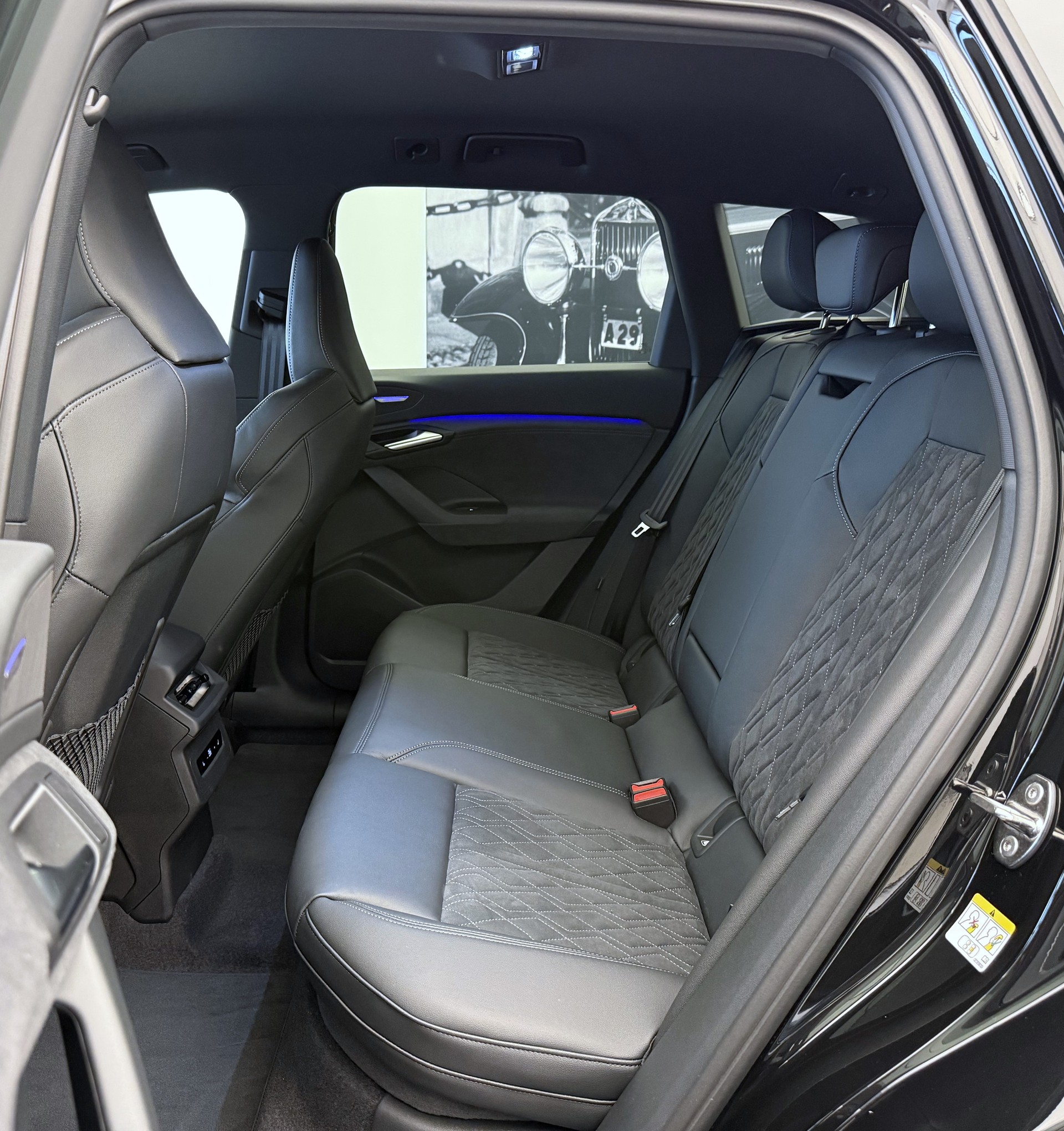 AUDI SQ6 e-tron quattro-image-18