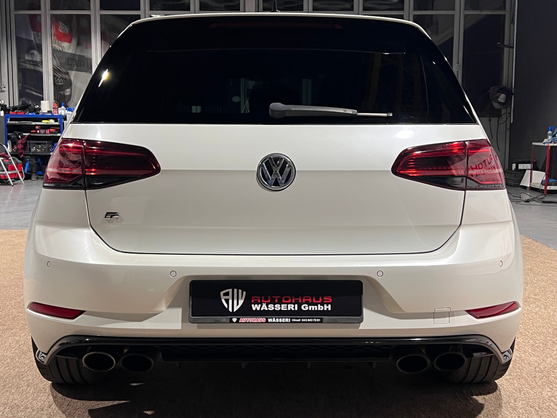 VW Golf 2.0 TSI R 4Motion DSG-image-3