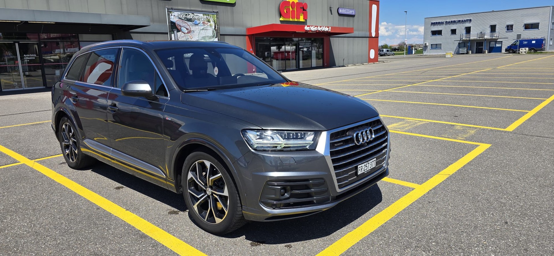 AUDI Q7 3.0 TDI quattro tiptronic-image-0