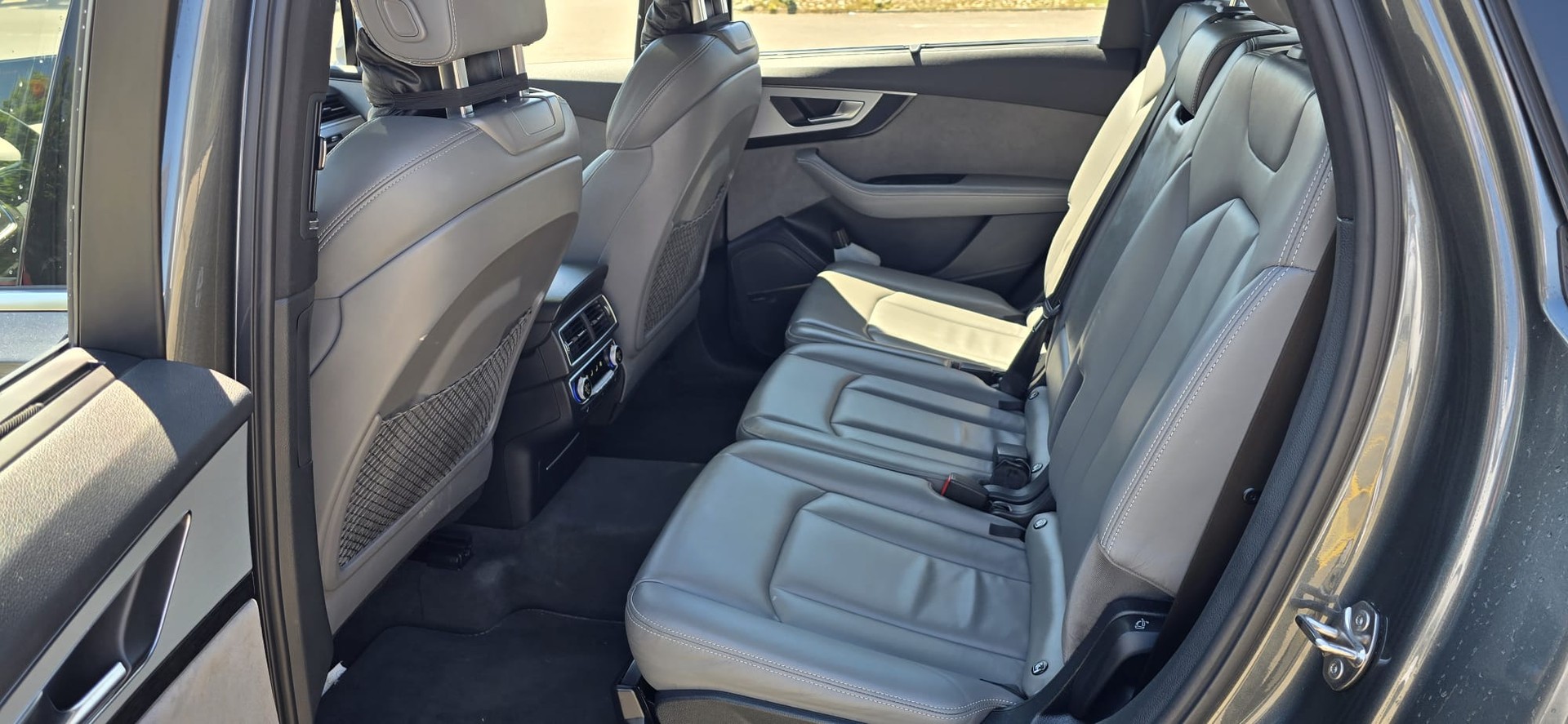 AUDI Q7 3.0 TDI quattro tiptronic-image-7