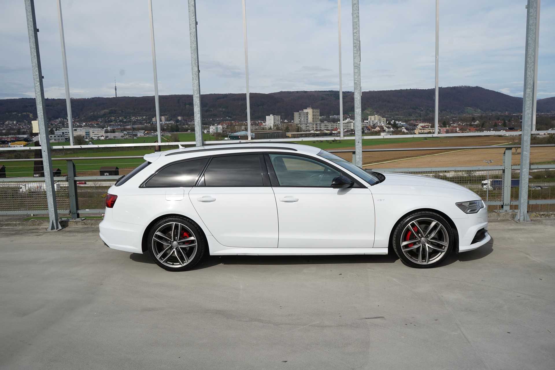 AUDI A6 AVANT 3.0 BiTDI V6 QUATTRO COMPETITION BLACK TIPTRONIC l 326 PS-image-4