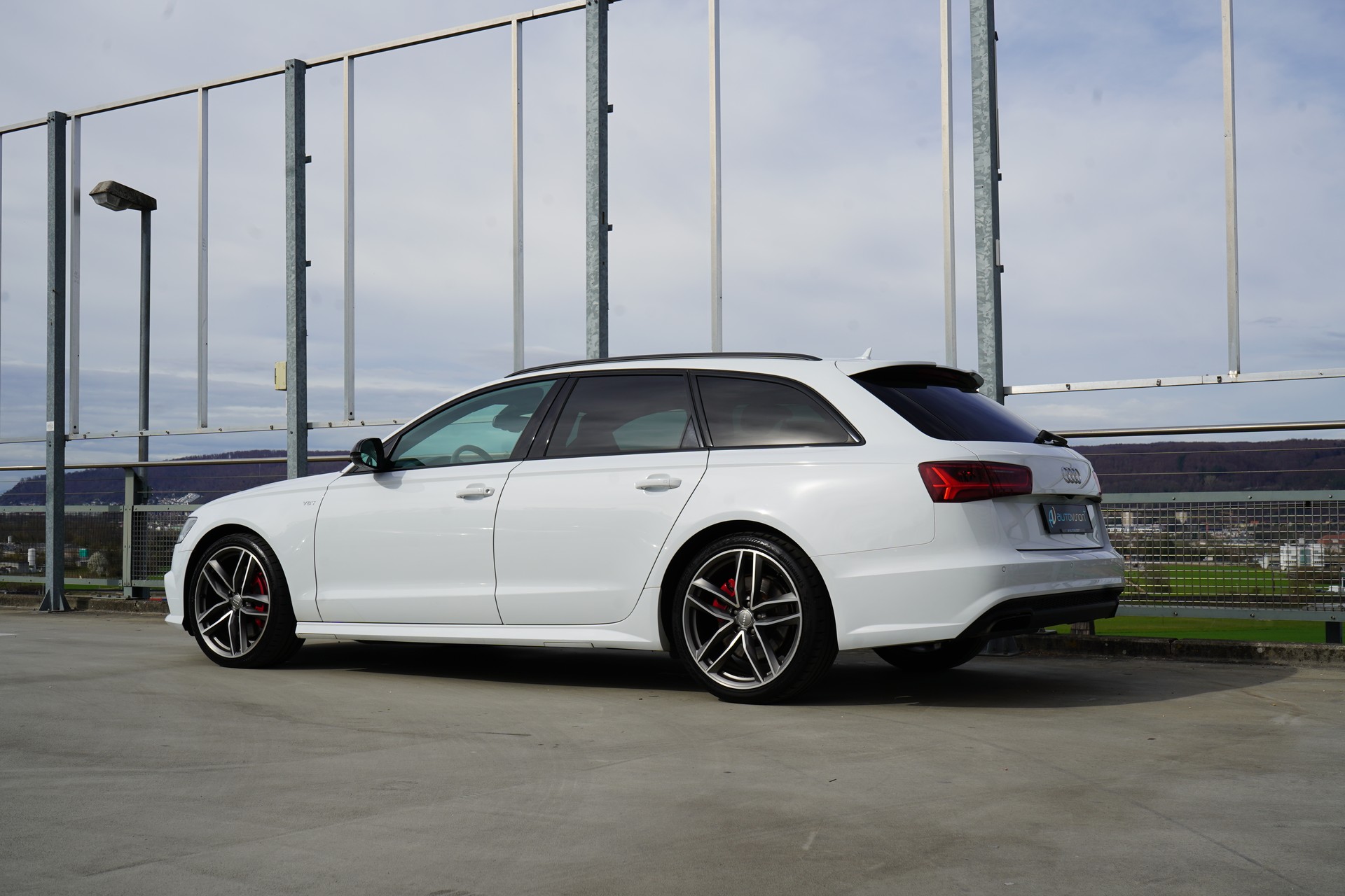 AUDI A6 AVANT 3.0 BiTDI V6 QUATTRO COMPETITION BLACK TIPTRONIC l 326 PS-image-10