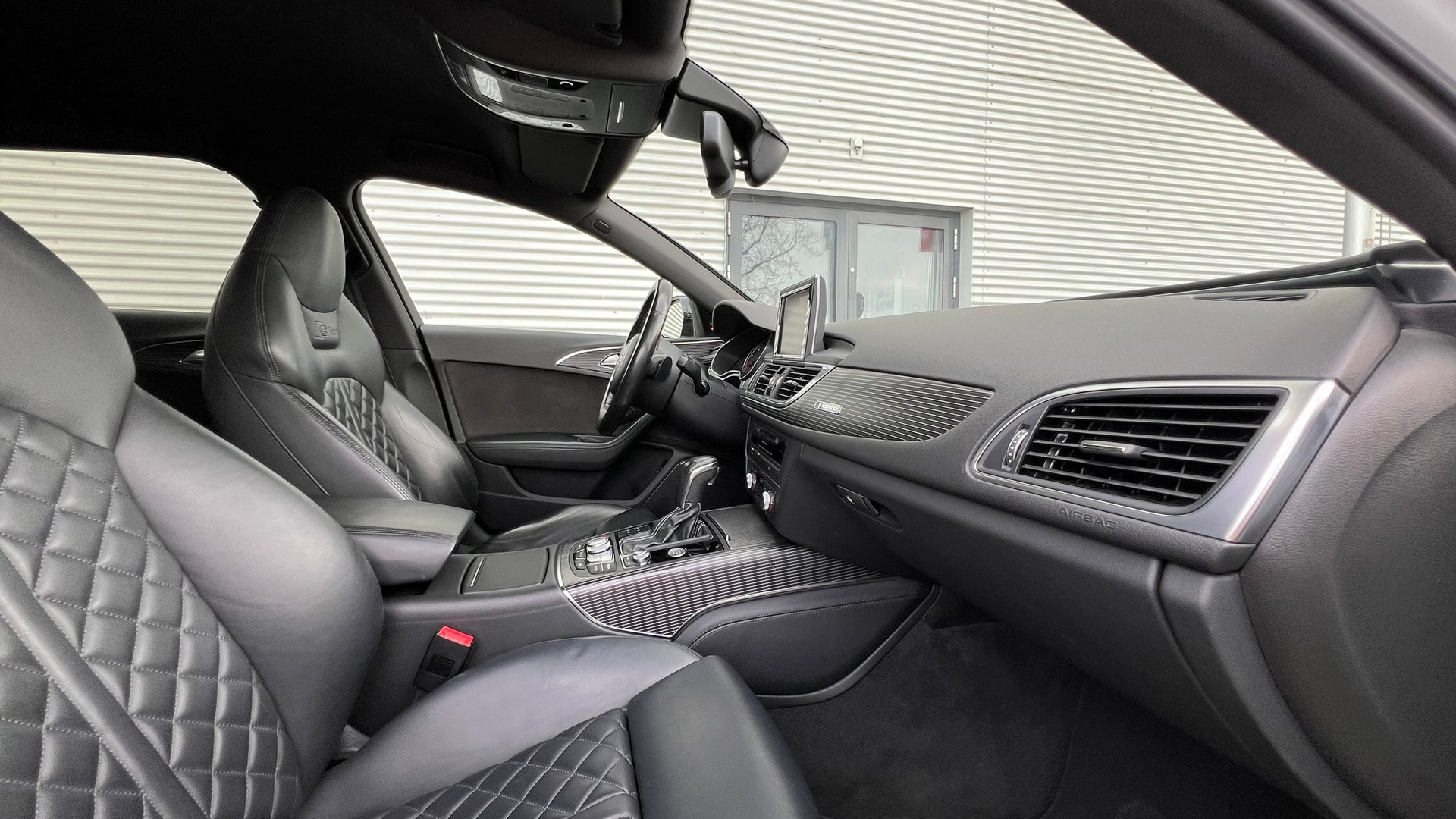 AUDI A6 AVANT 3.0 BiTDI V6 QUATTRO COMPETITION BLACK TIPTRONIC l 326 PS-image-23