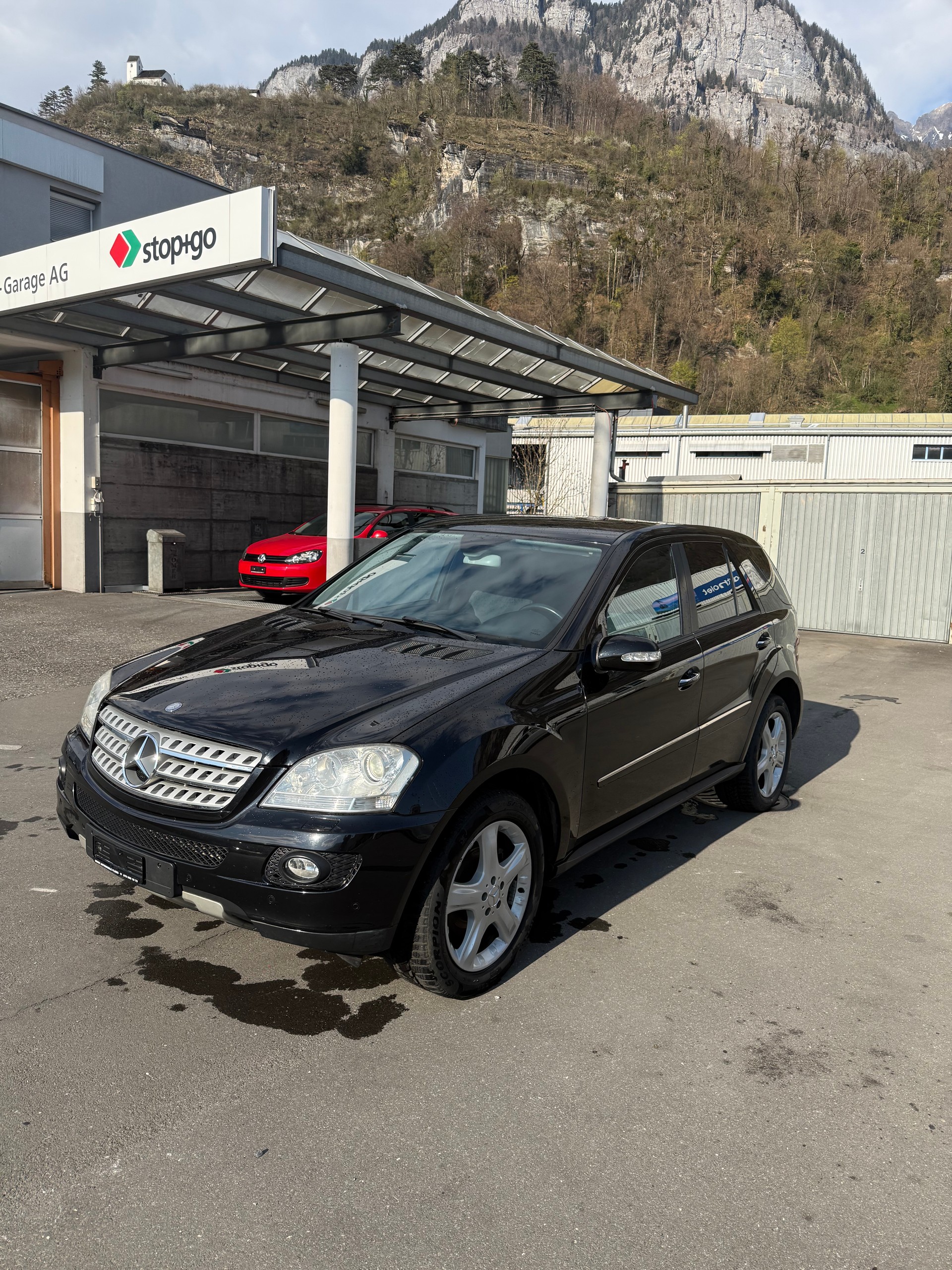 MERCEDES-BENZ ML 320 CDI 4Matic 7G-Tronic-showroom-element-2