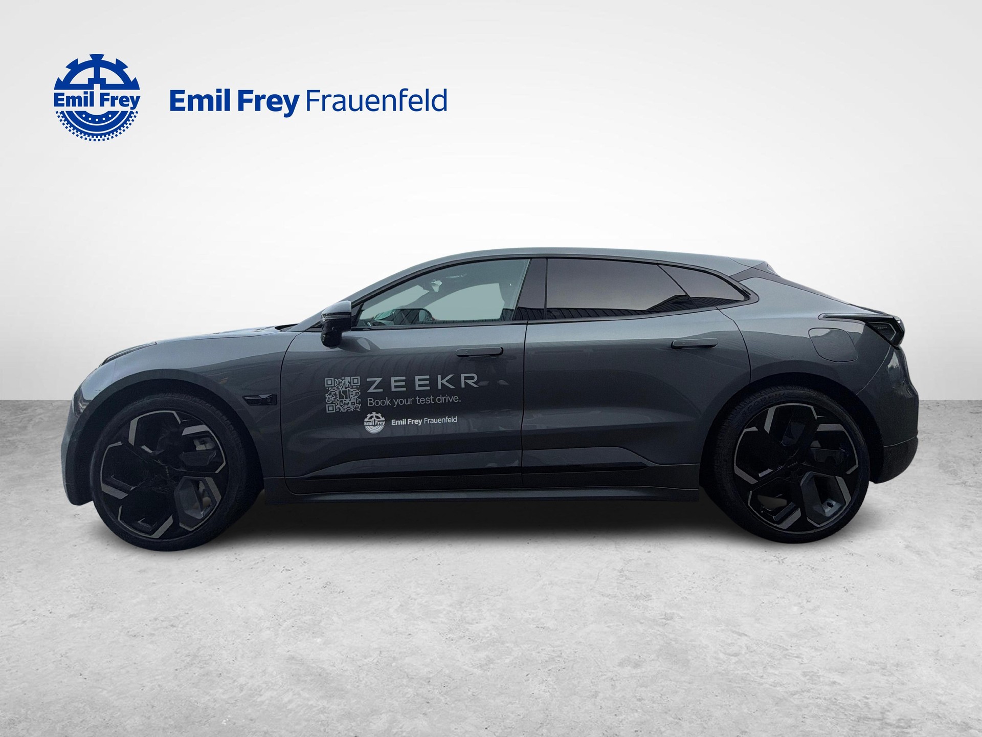 ZEEKR 001 Performance AWD-showroom-element-1