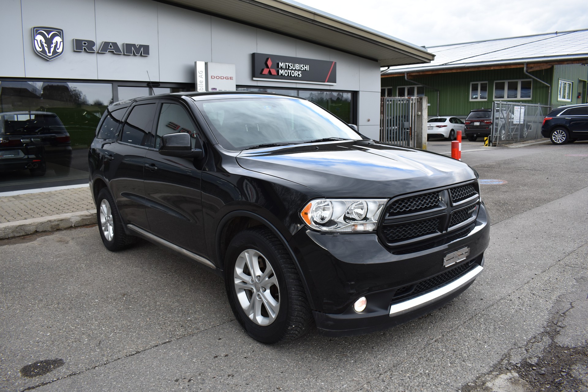 DODGE Durango 5.7-image-1