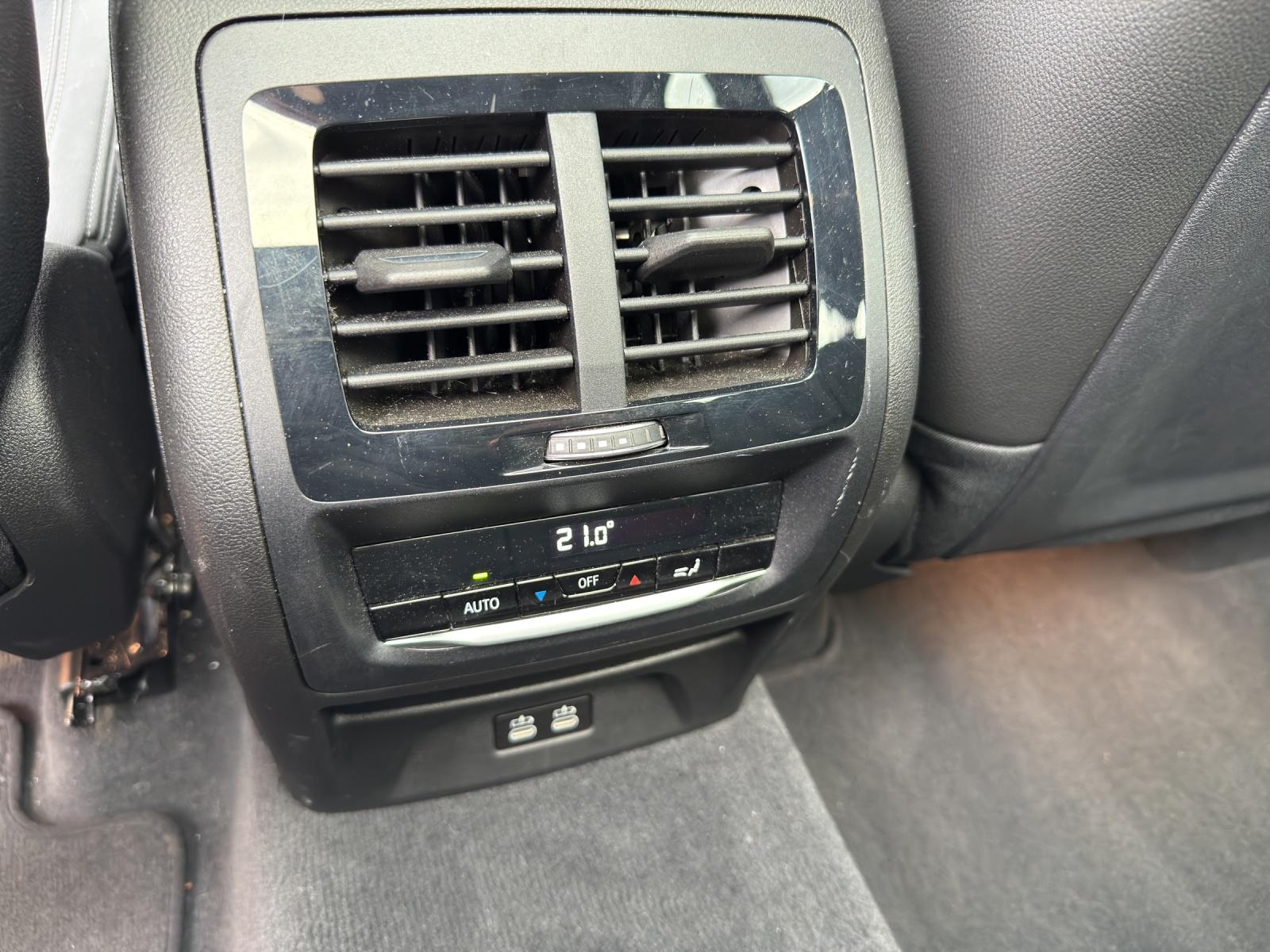 BMW X3 xDrive 20d-image-18