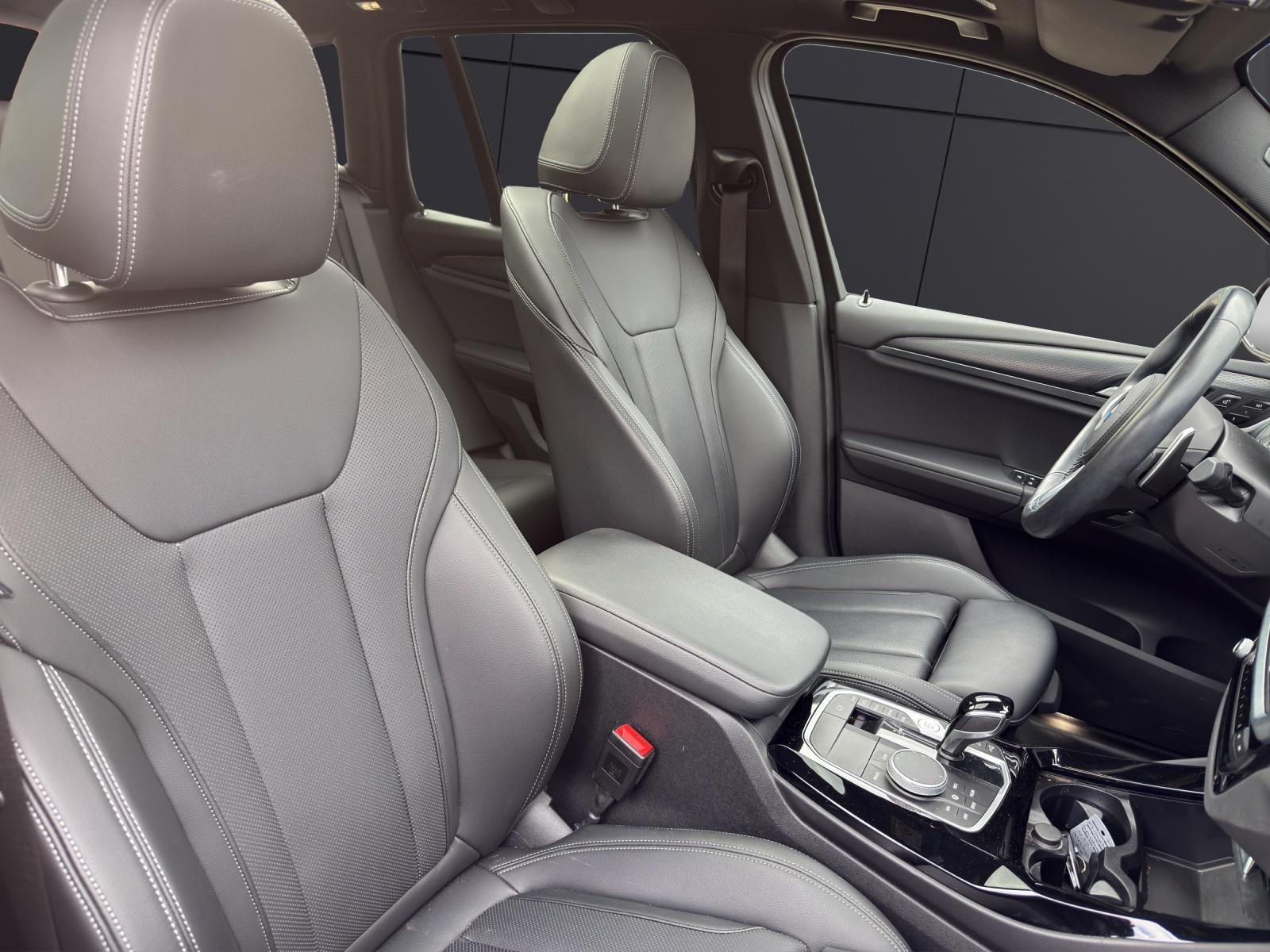 BMW X3 xDrive 20d-image-10