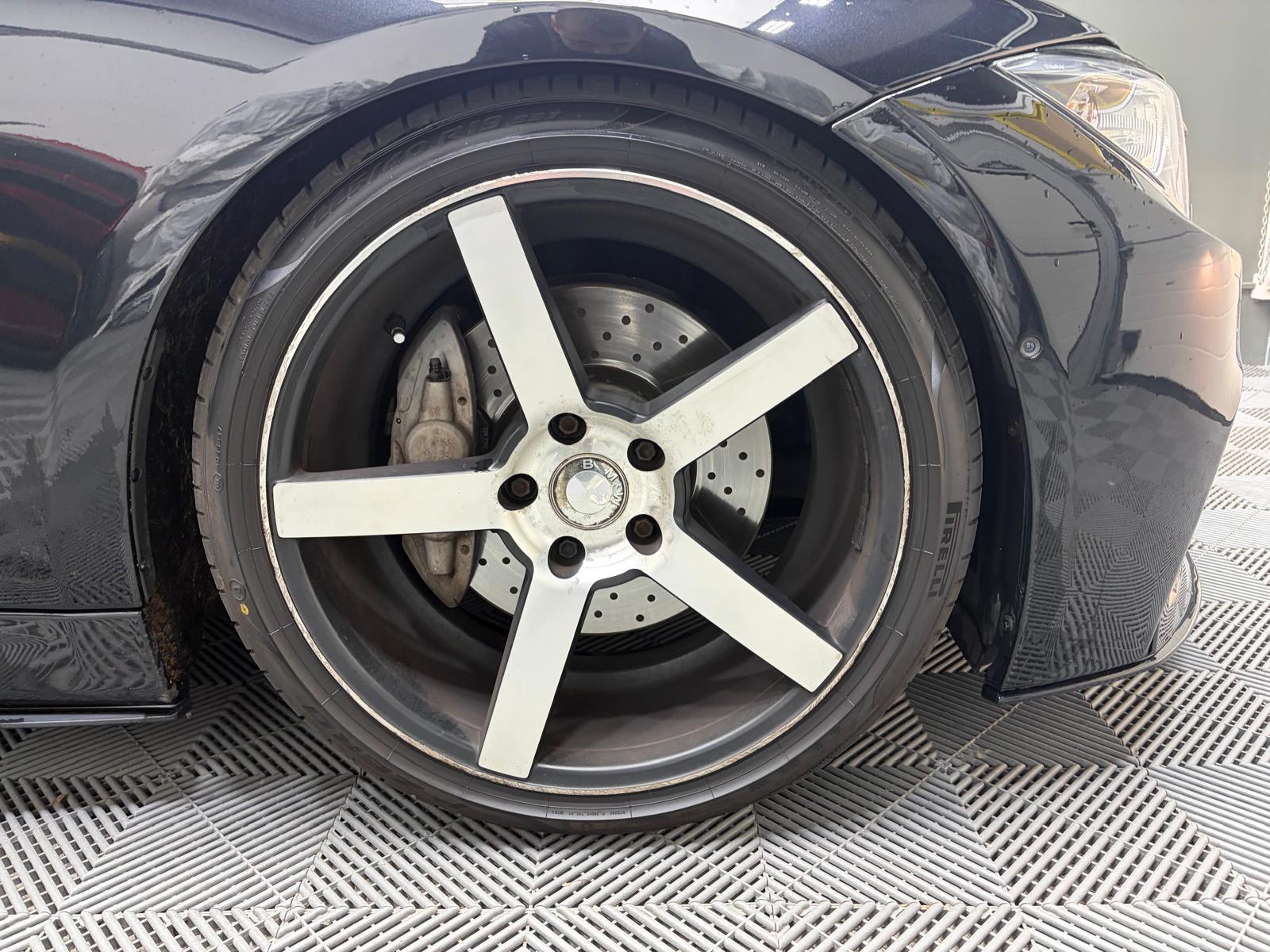 BMW 335i xDrive Sport Line Steptronic-image-28