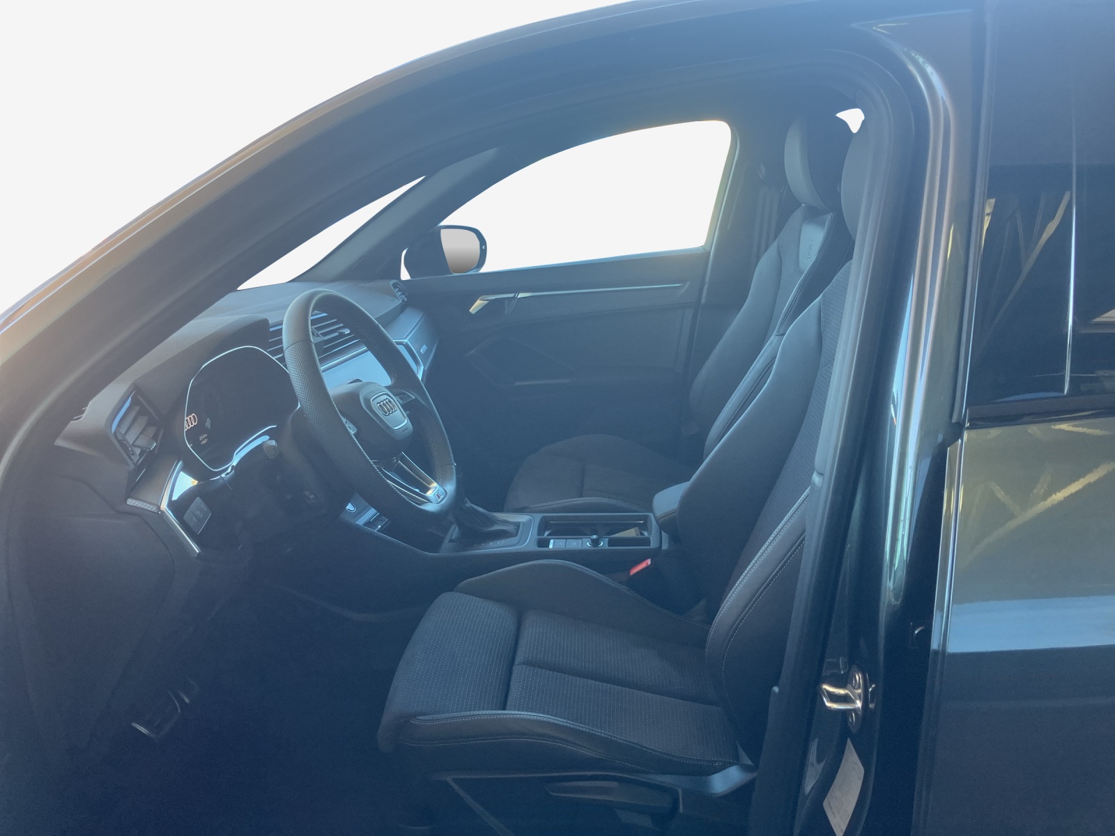 AUDI Q3 Sportback 35 TFSI S line Attraction S-tronic-image-7
