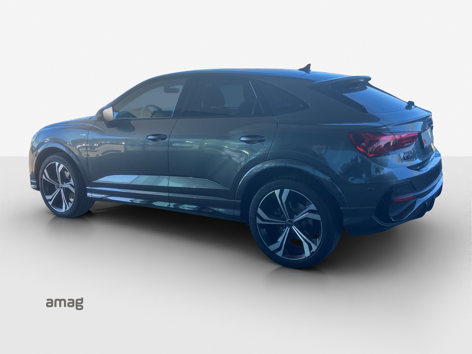 AUDI Q3 Sportback 35 TFSI S line Attraction S-tronic-image-2