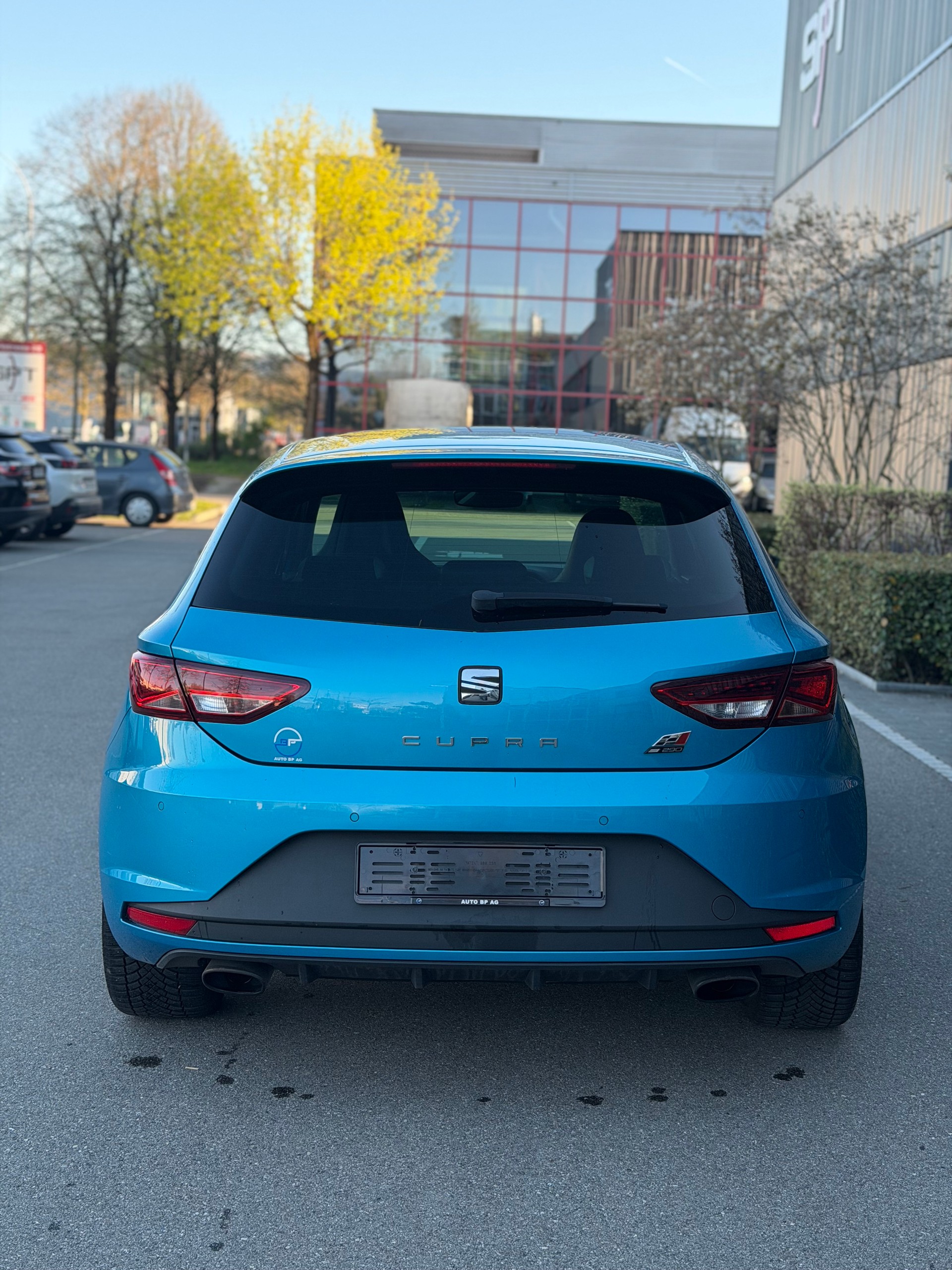 SEAT Leon 2.0 TSI Cupra 290 DSG-image-5