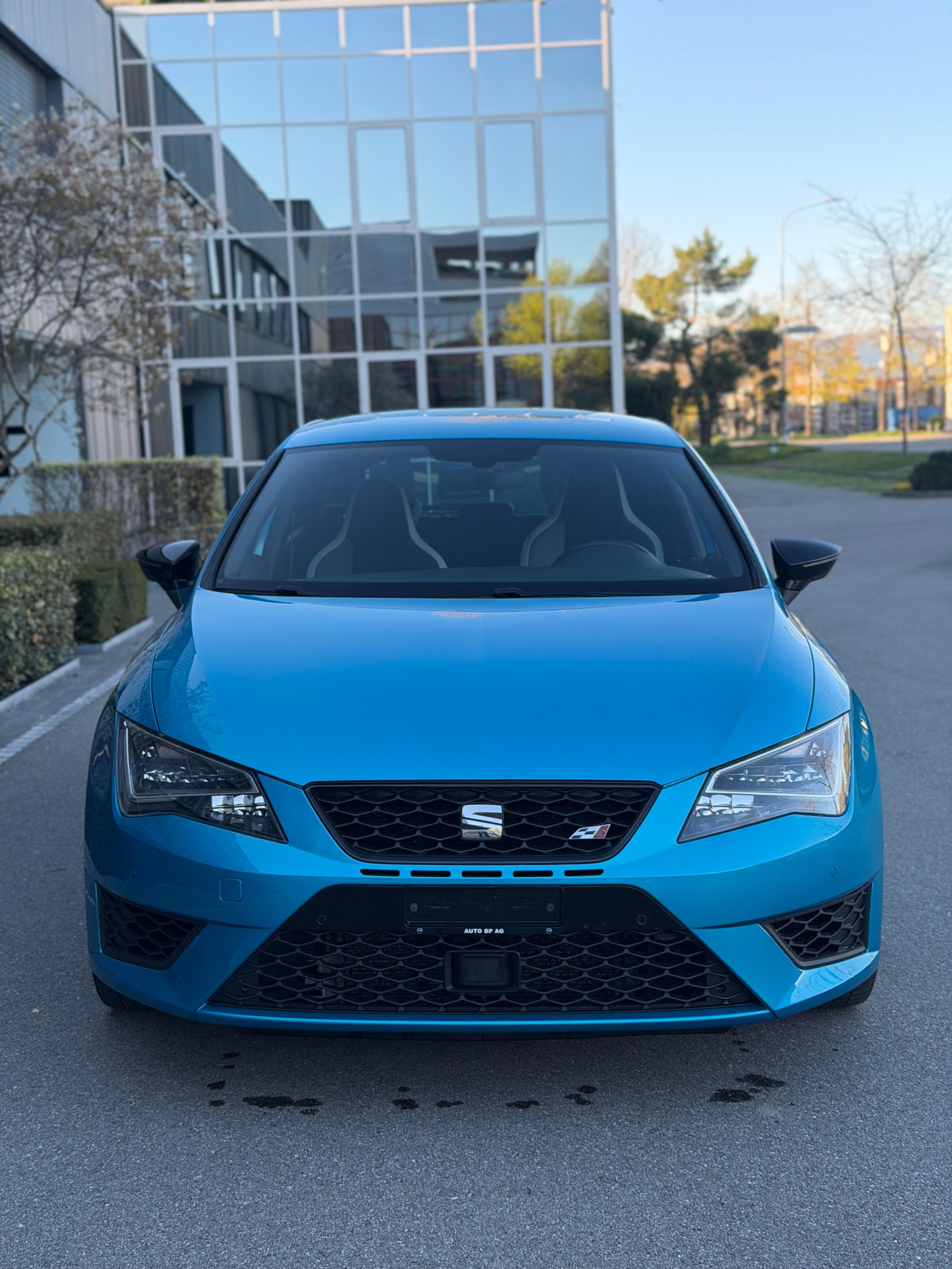 SEAT Leon 2.0 TSI Cupra 290 DSG-image-1