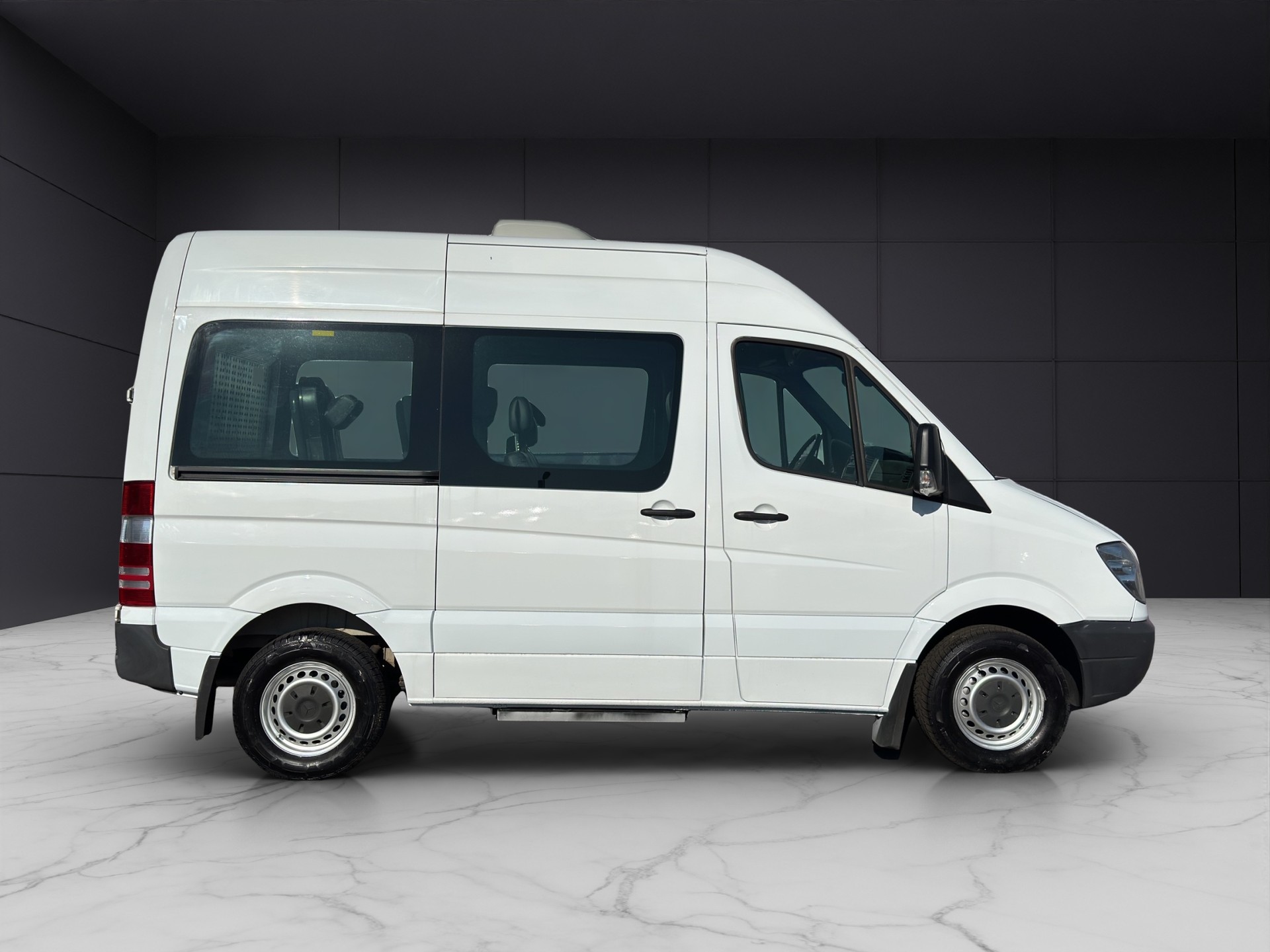 MERCEDES-BENZ Sprinter 315 CDI Hochdach Kompakt mit Rampe-image-6