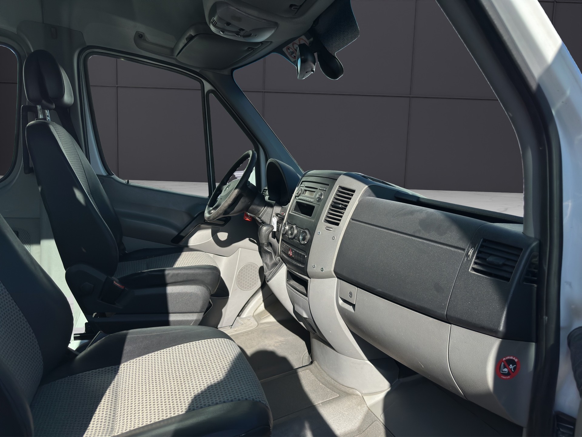 MERCEDES-BENZ Sprinter 315 CDI Hochdach Kompakt mit Rampe-image-21