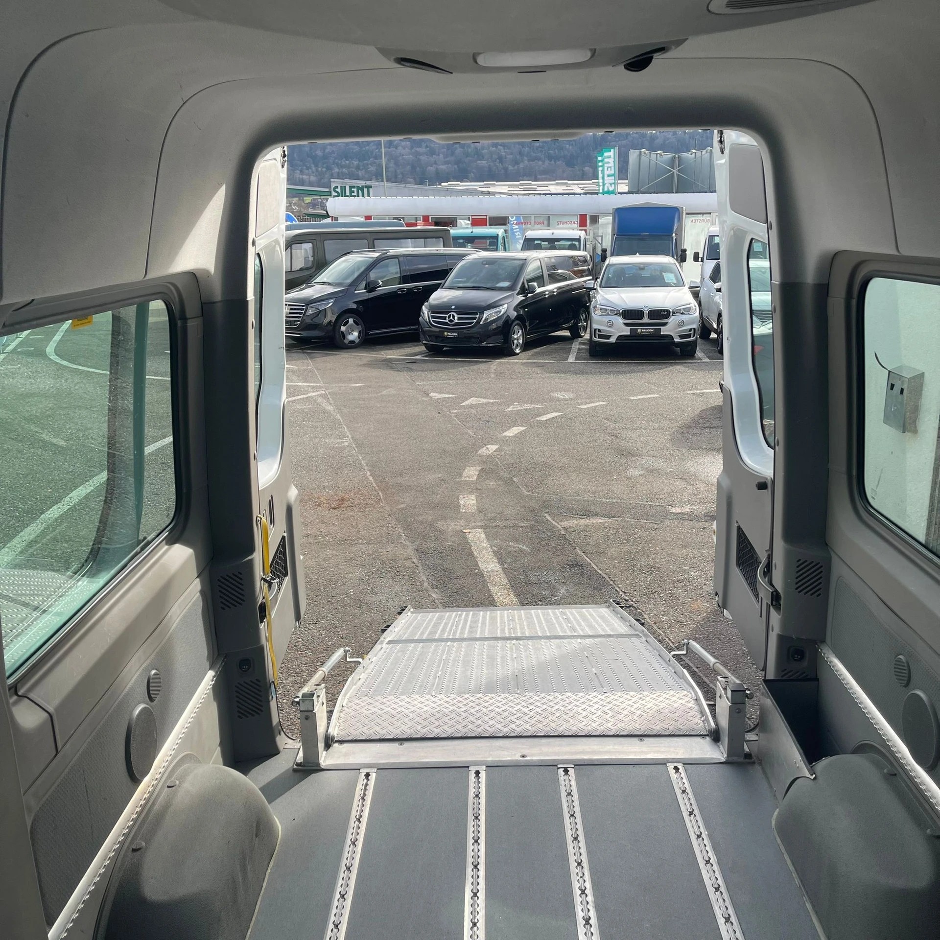 MERCEDES-BENZ Sprinter 315 CDI Hochdach Kompakt mit Rampe-image-36