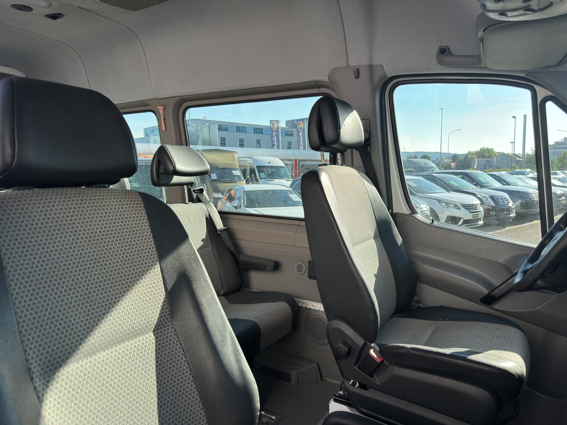 MERCEDES-BENZ Sprinter 315 CDI Hochdach Kompakt mit Rampe-image-51