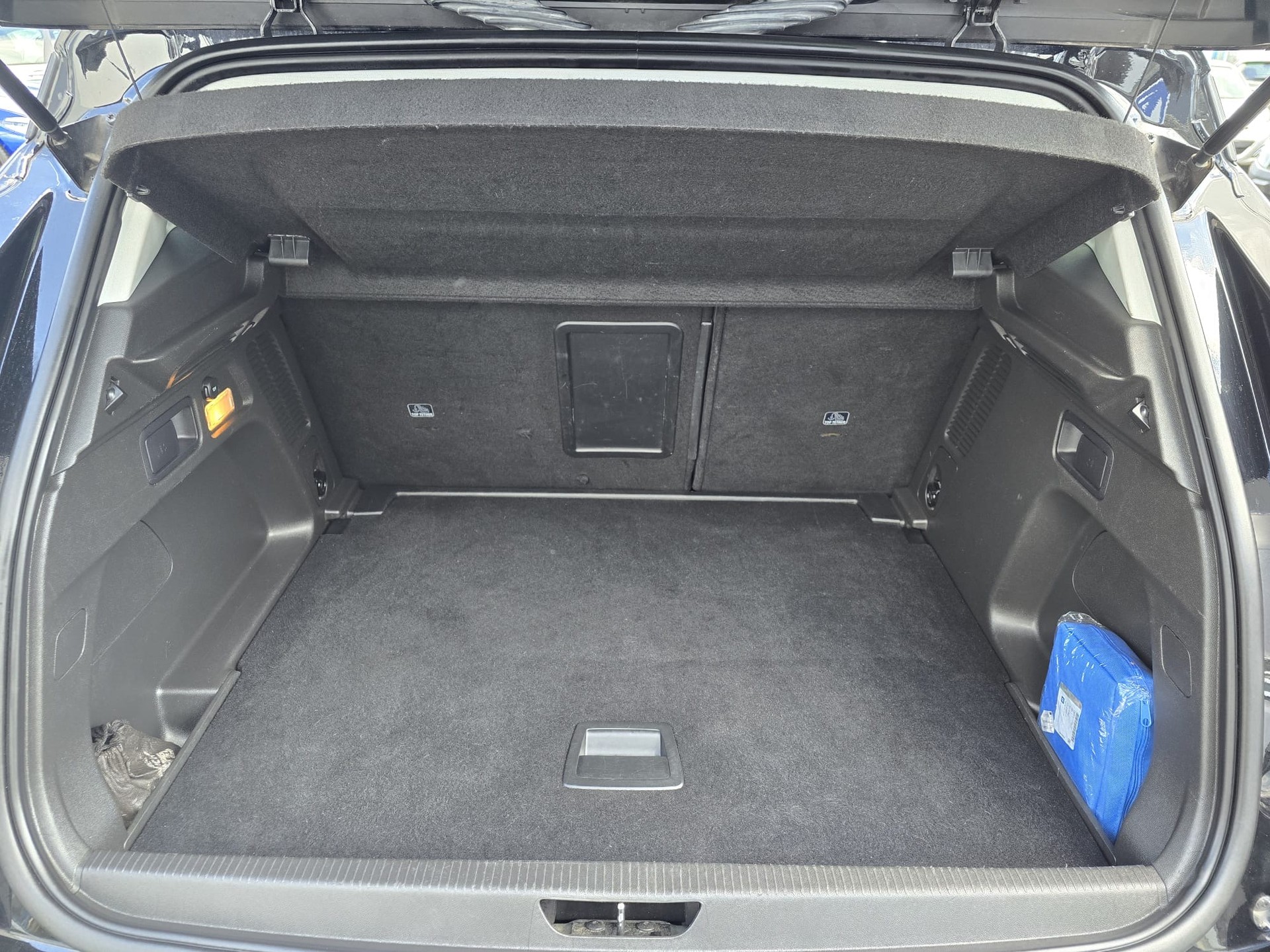 OPEL Grandland X 1.6CDTi Enjoy Automatik-image-17