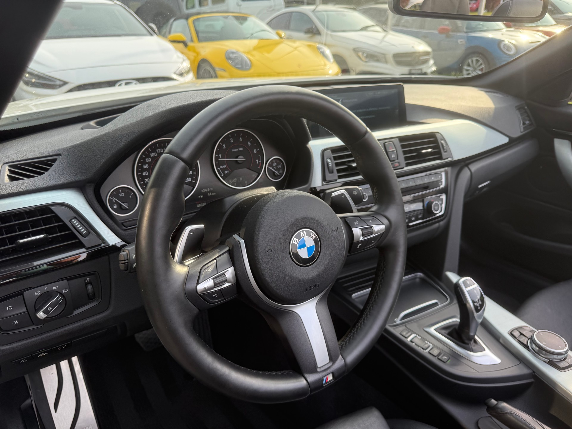 BMW 420i Cabriolet M Sport Steptronic-image-15