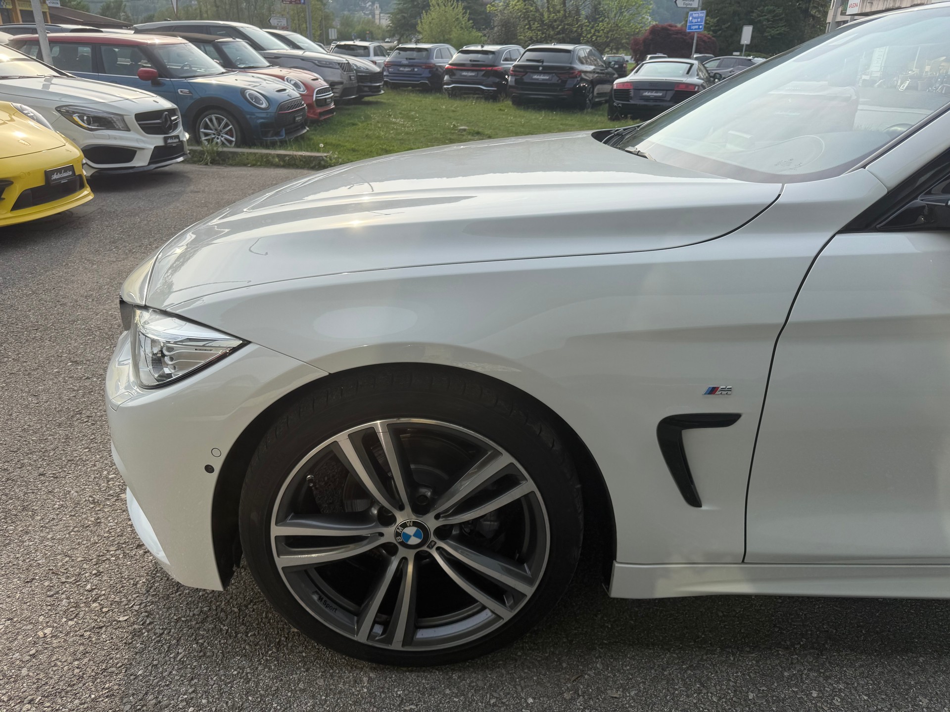 BMW 420i Cabriolet M Sport Steptronic-image-21