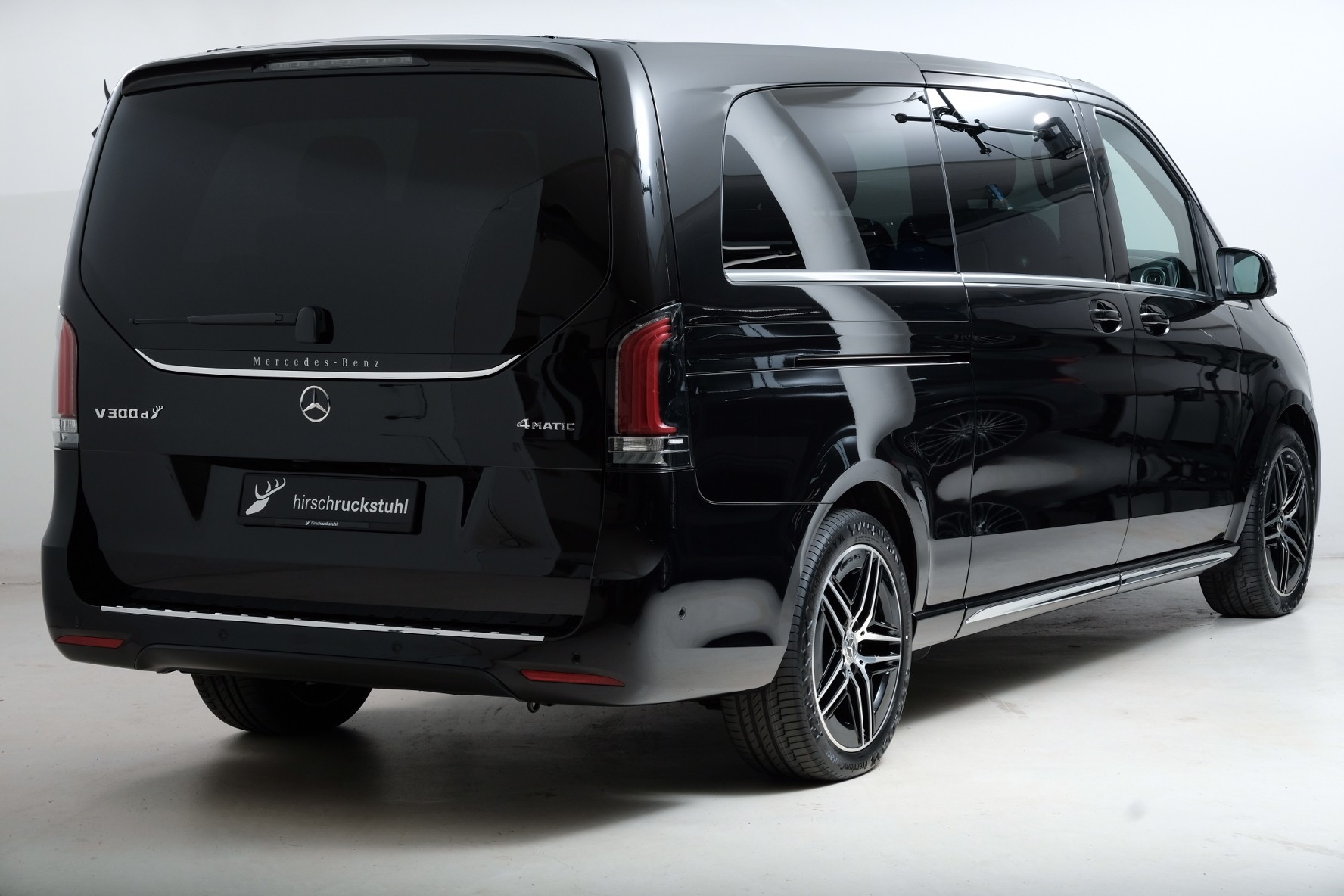 MERCEDES-BENZ V 300 d extralang 9G-Tronic-image-3