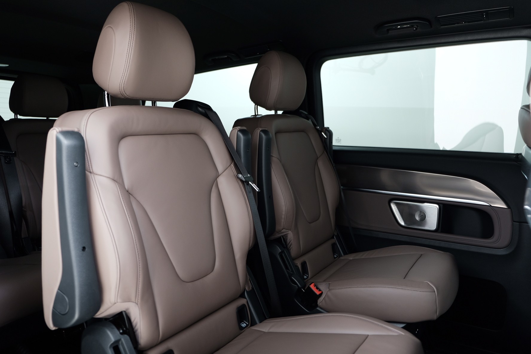 MERCEDES-BENZ V 300 d extralang 9G-Tronic-image-10
