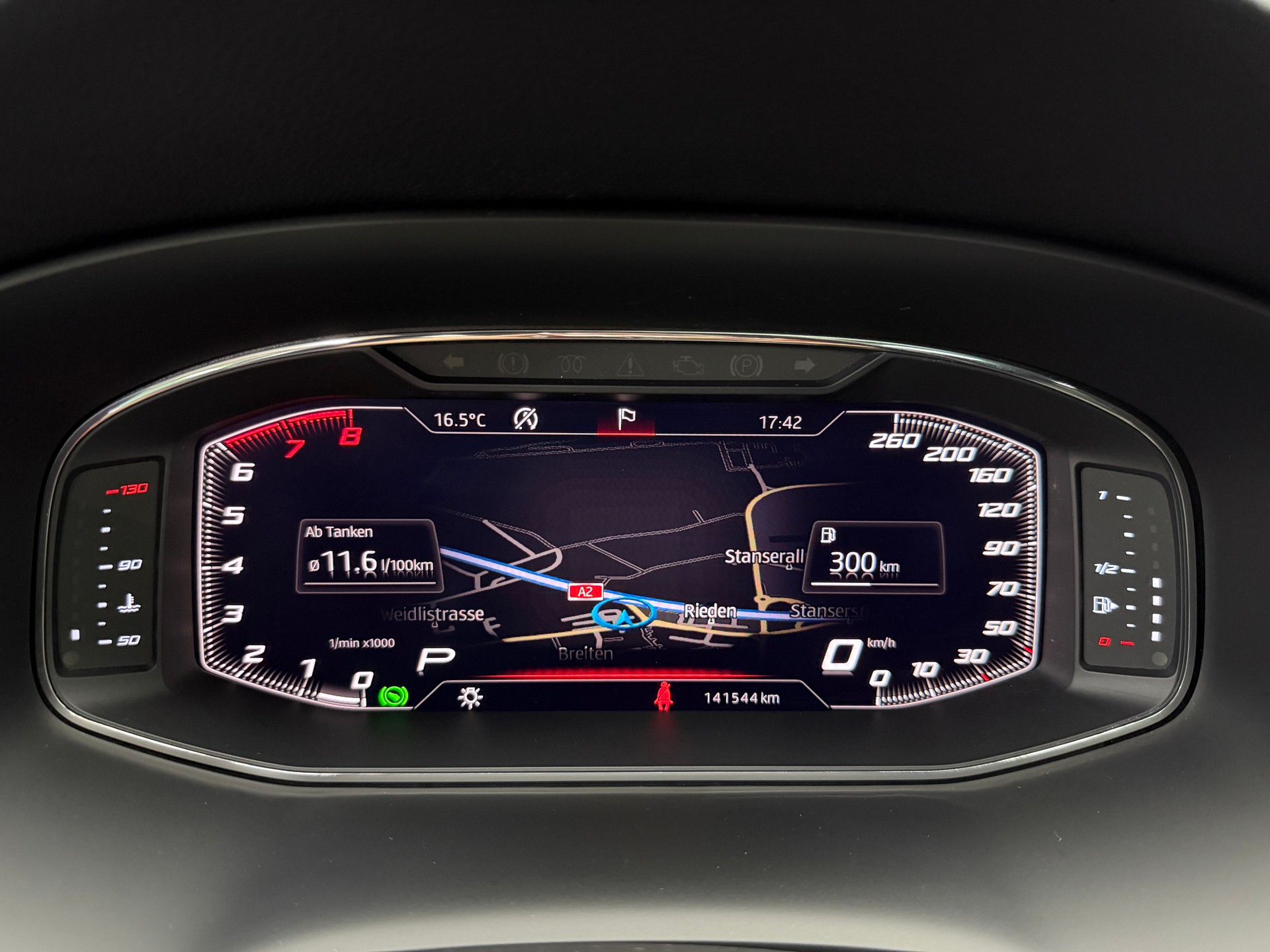 SEAT Ateca 1.5TSI EVO FR 4Drive VELVET RED DSG / Panoramadach / 360° Kamera / virtual cockpit / Beats Soundsystem / Keyless-Entry /-image-14