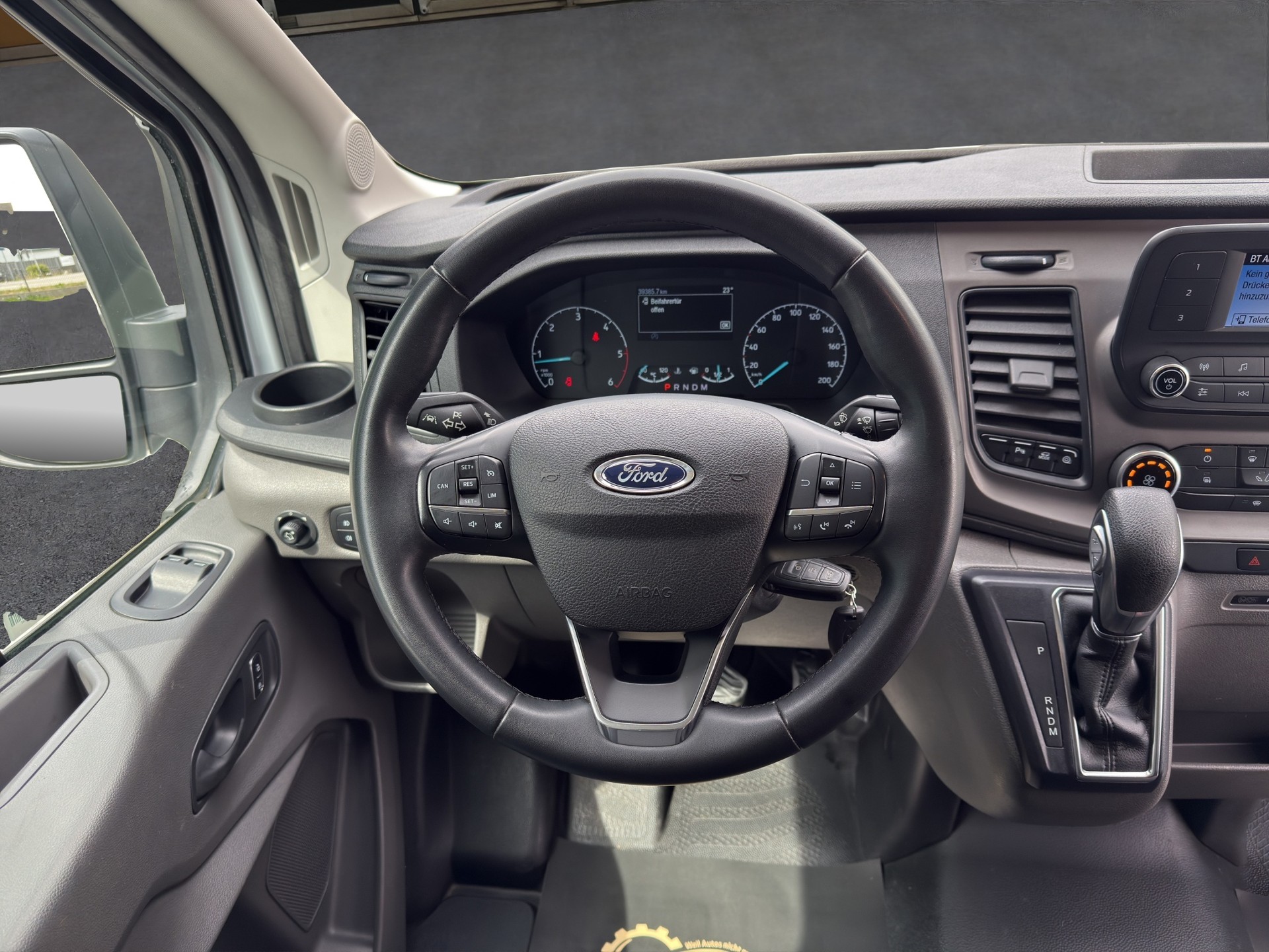 FORD Transit Van 350 L3H2 2.0 EcoBlue 130 Trend-image-11