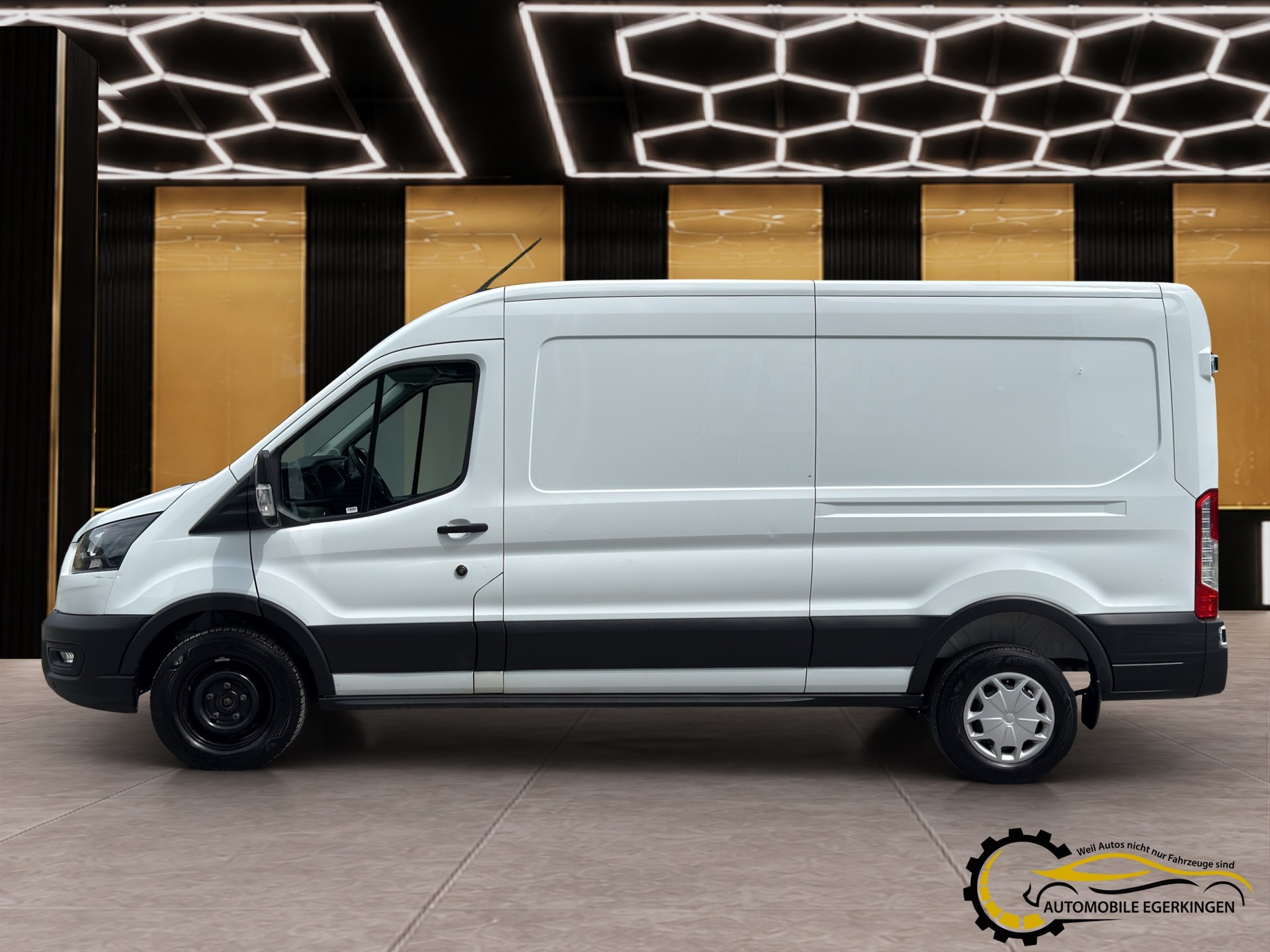 FORD Transit Van 350 L3H2 2.0 EcoBlue 130 Trend-image-7